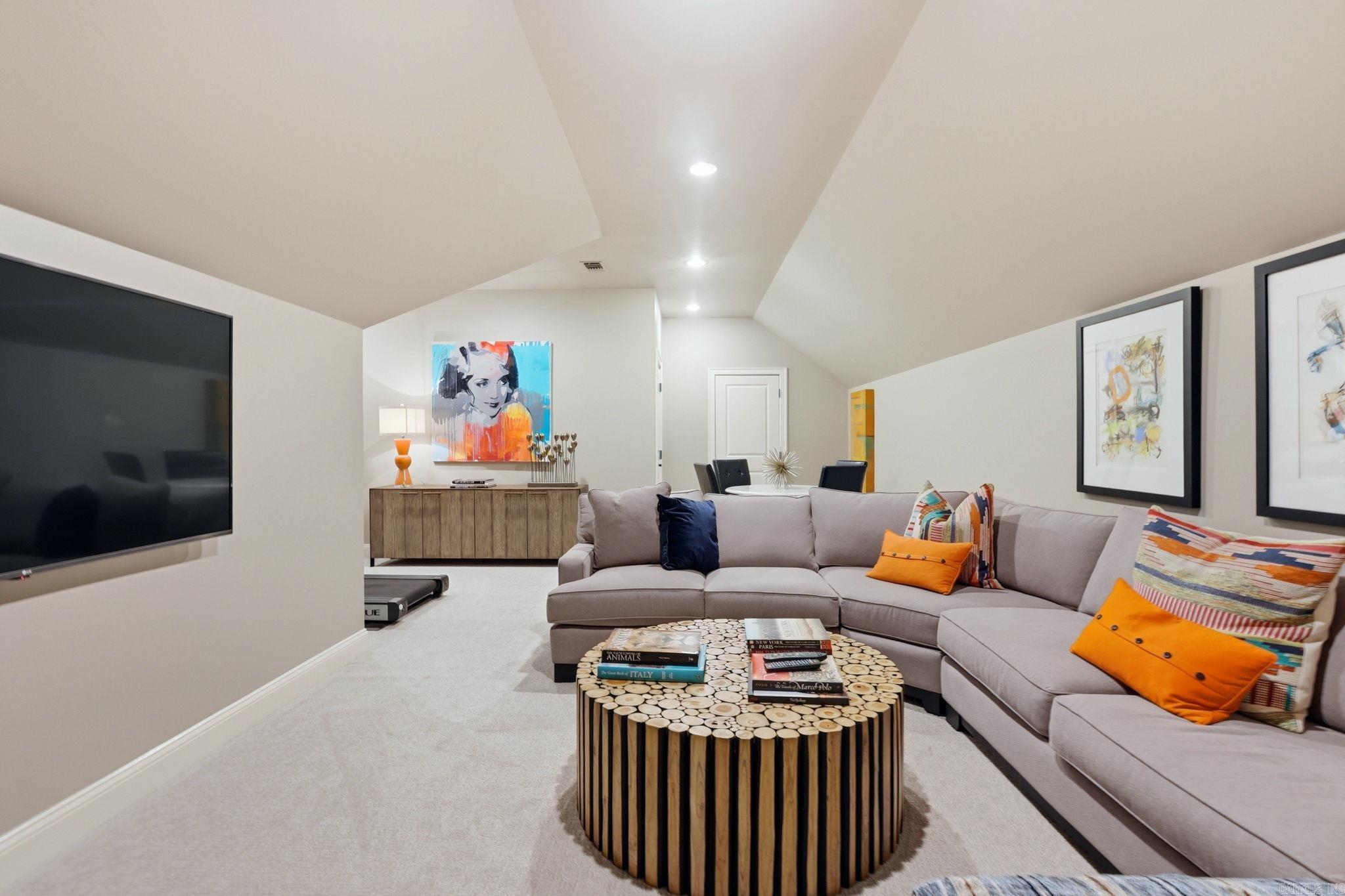CHENAL VALLEY HALLEN COURT - Residential