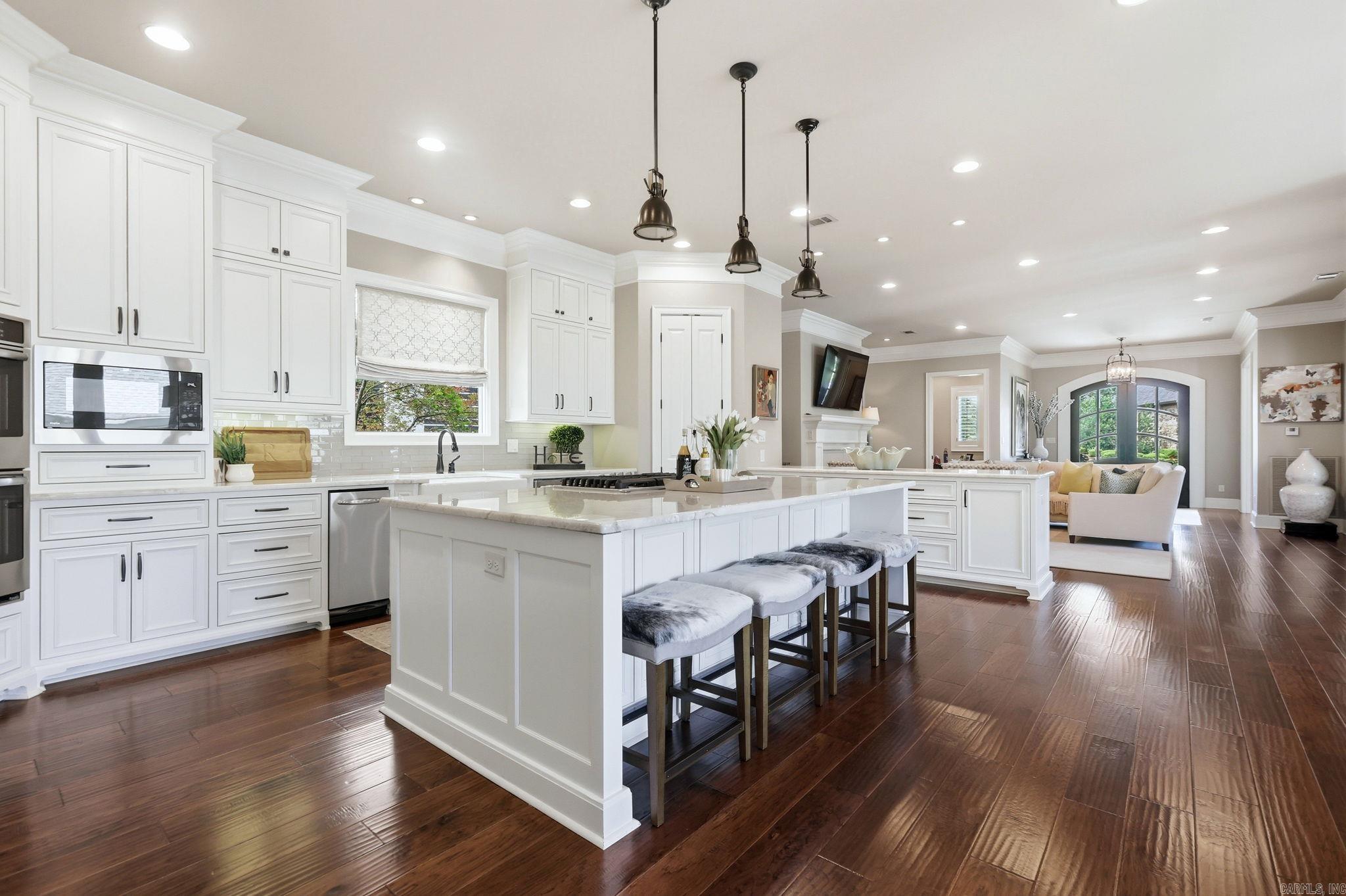 CHENAL VALLEY HALLEN COURT - Residential