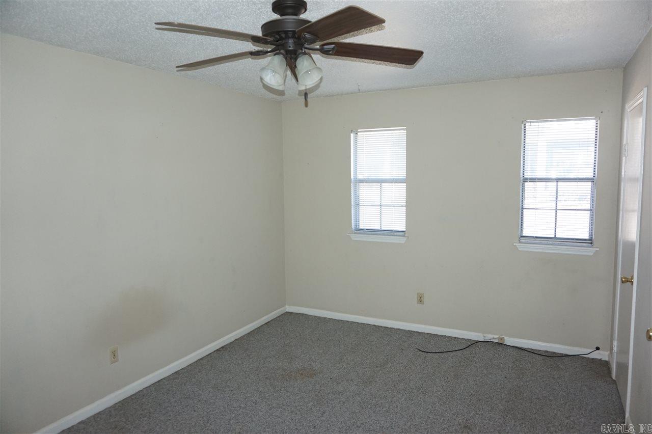 "Crestview ""G""" - Residential Lease