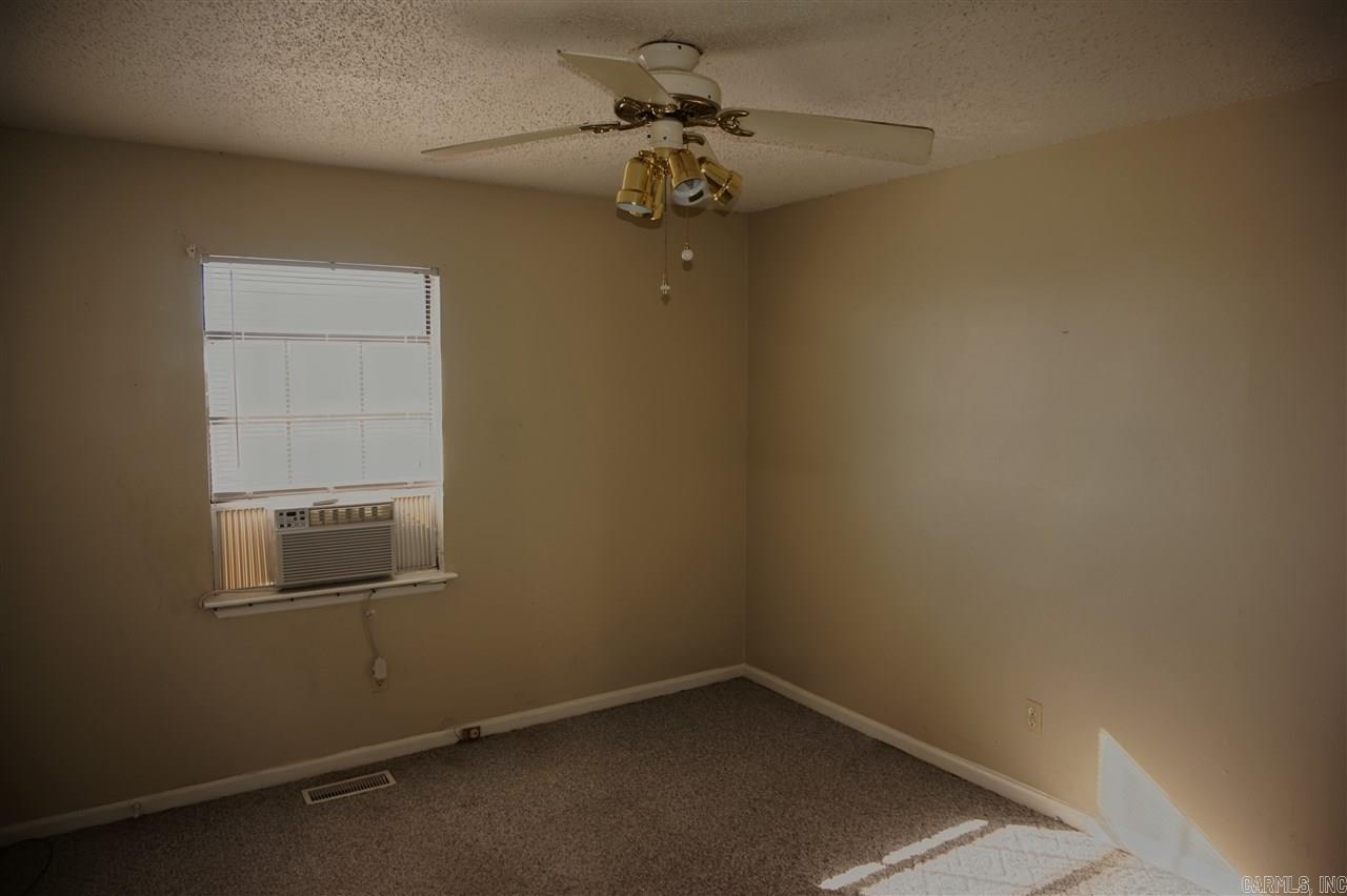 "Crestview ""G""" - Residential Lease