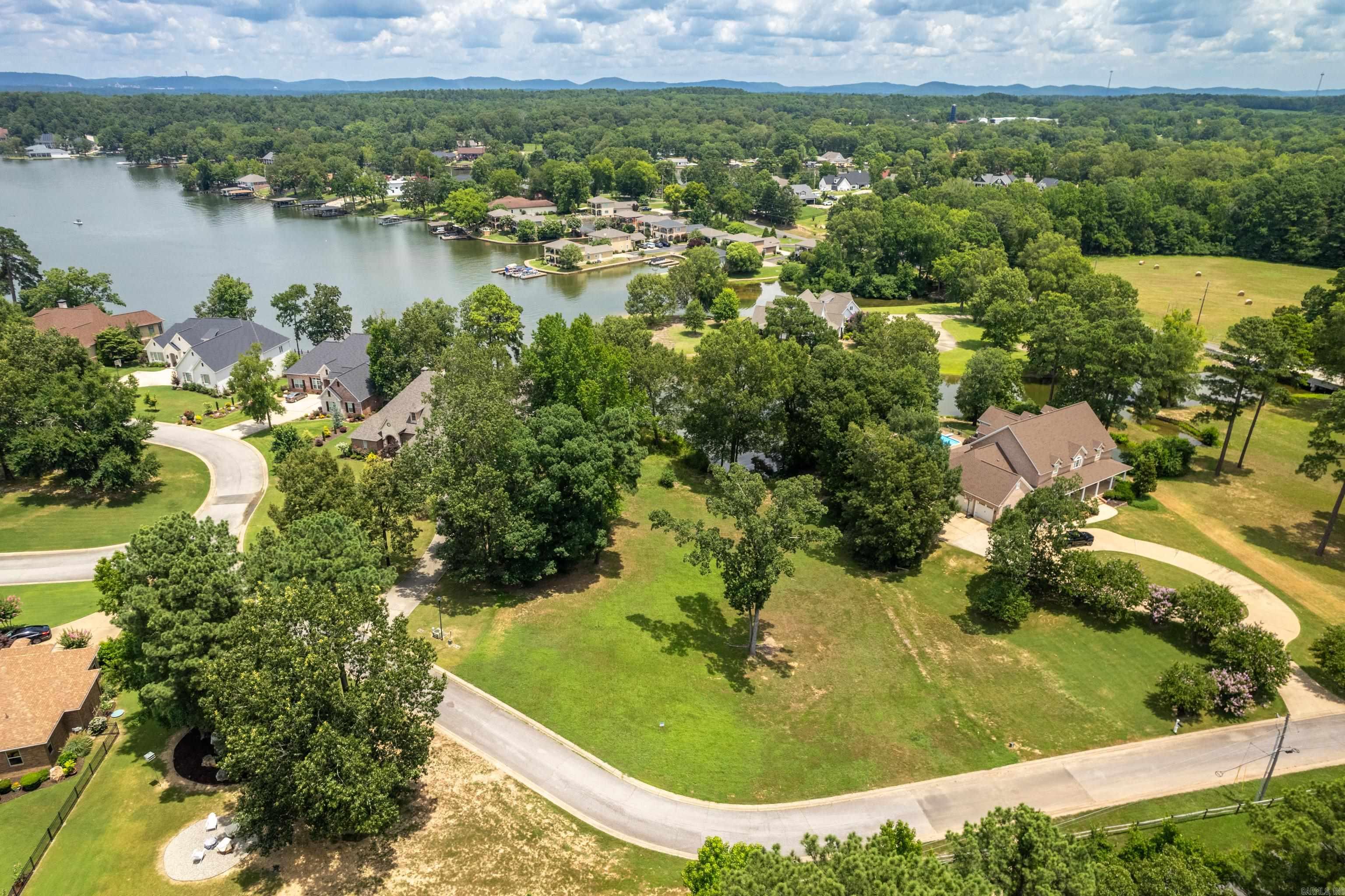 Oak Shores Estates - Land