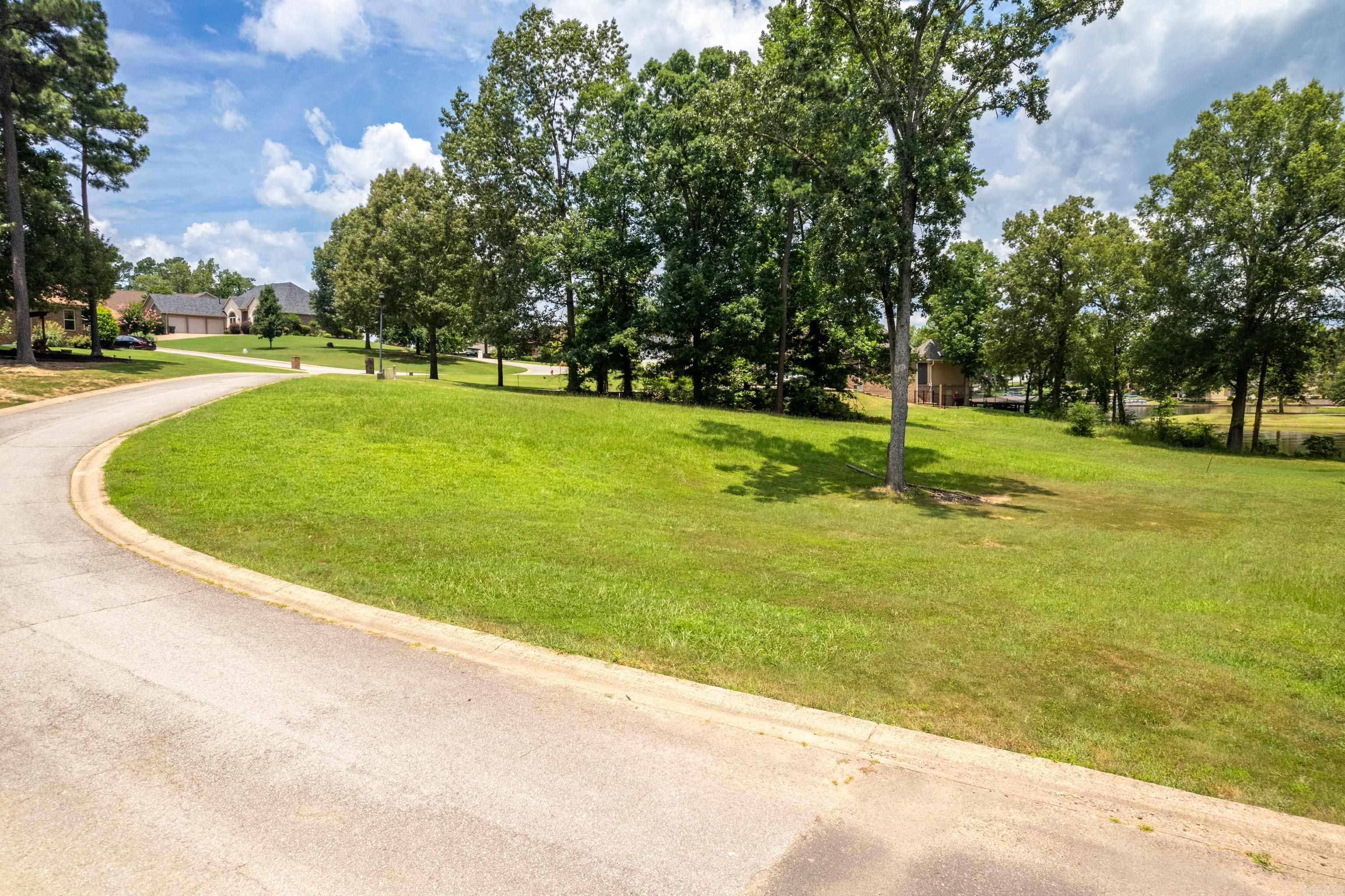 Oak Shores Estates - Land