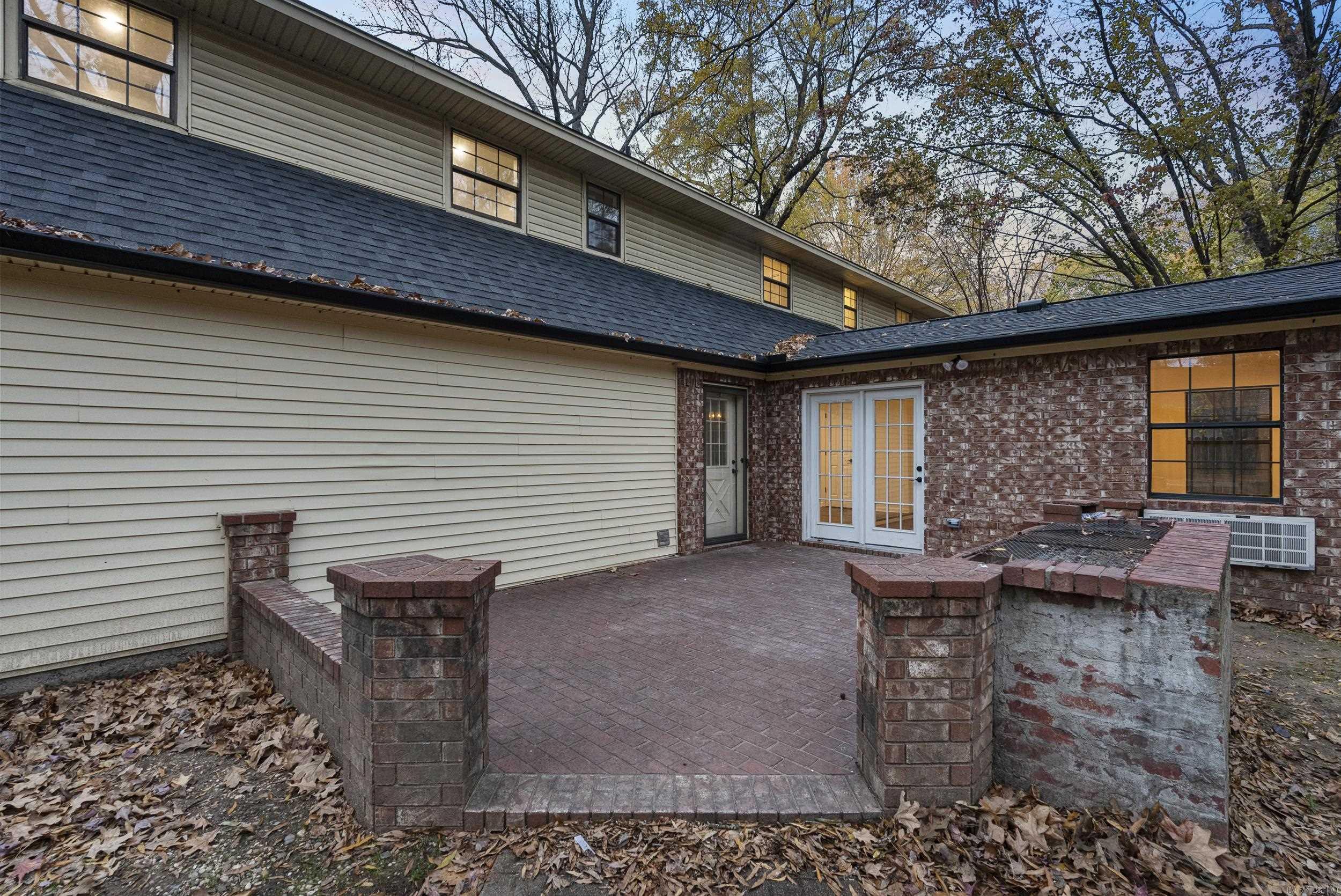 SMOKING OAKS ADD - Residential