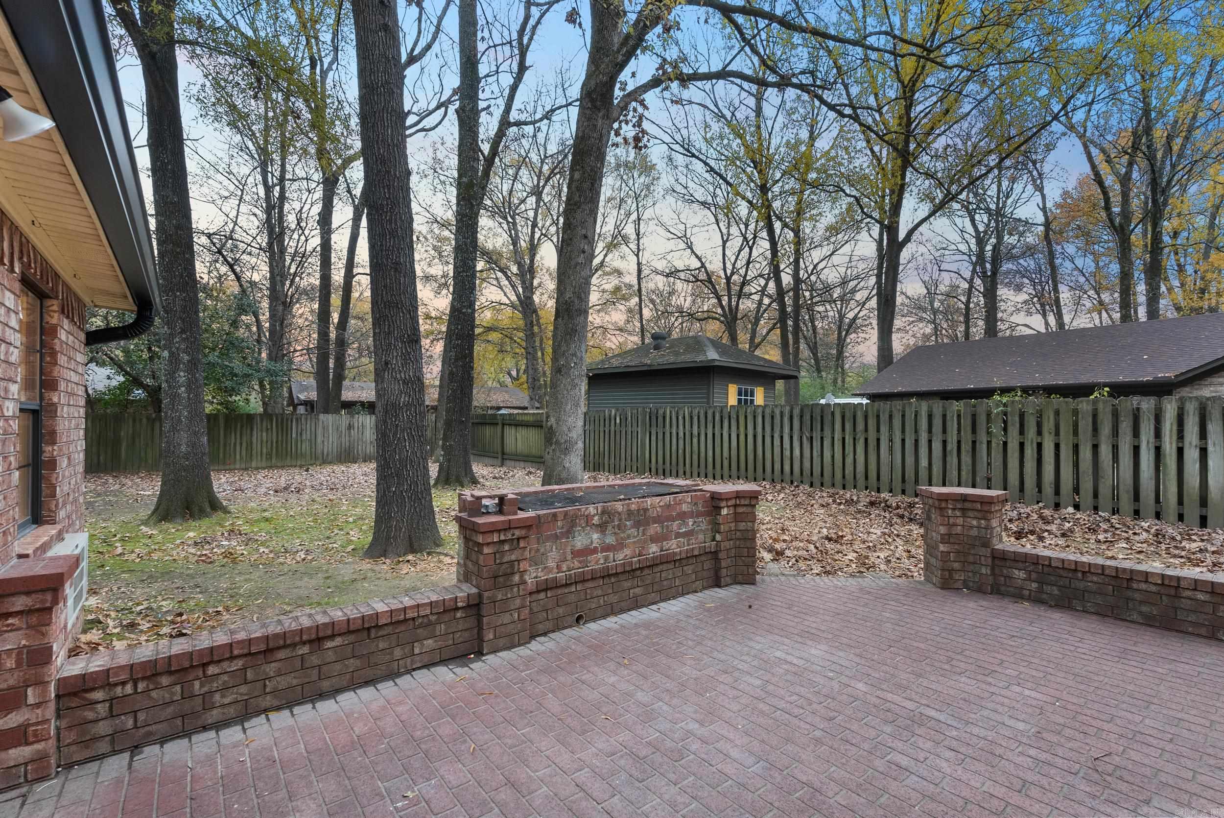 SMOKING OAKS ADD - Residential