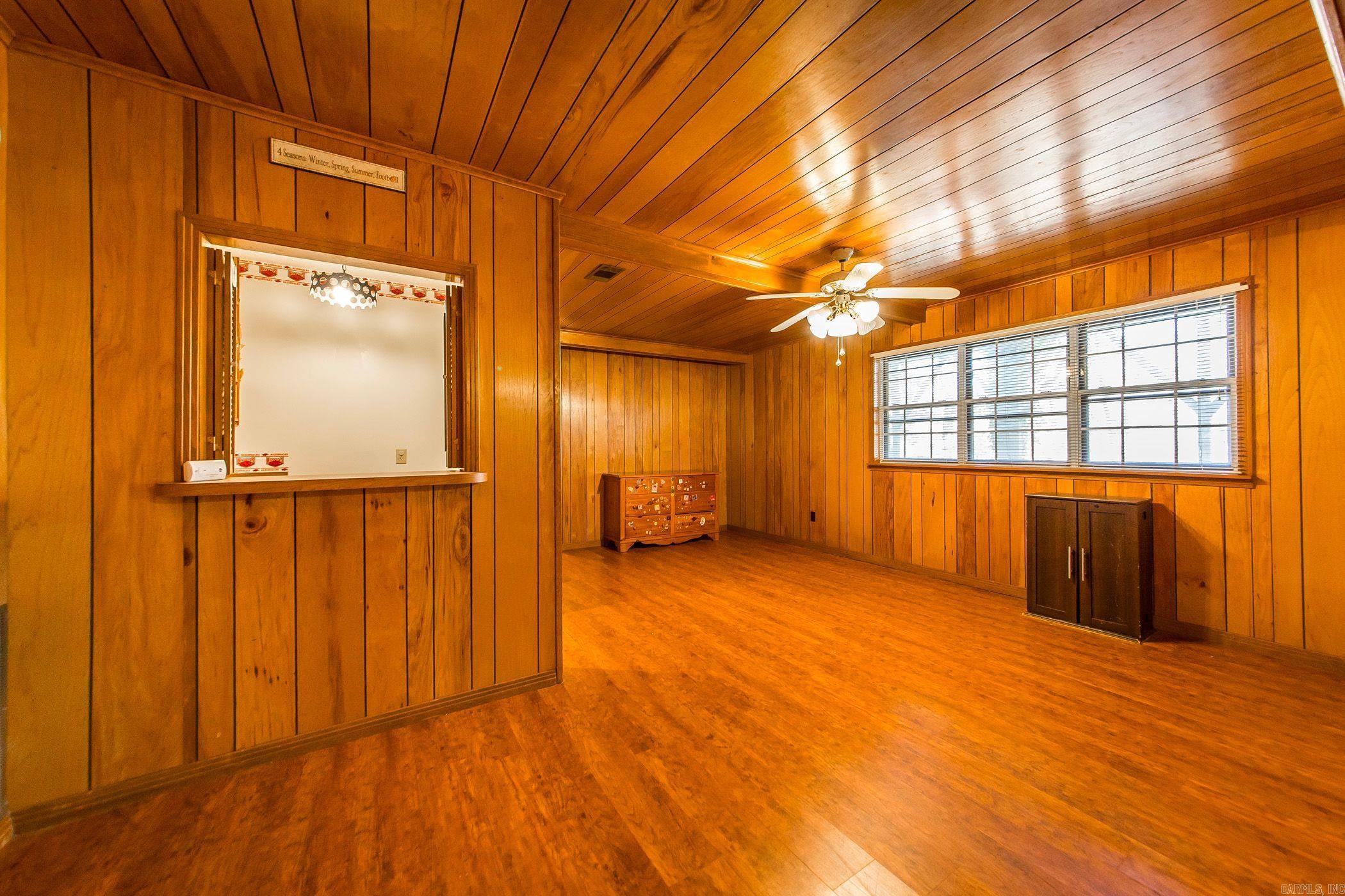 ECHO VALLEY - Residential