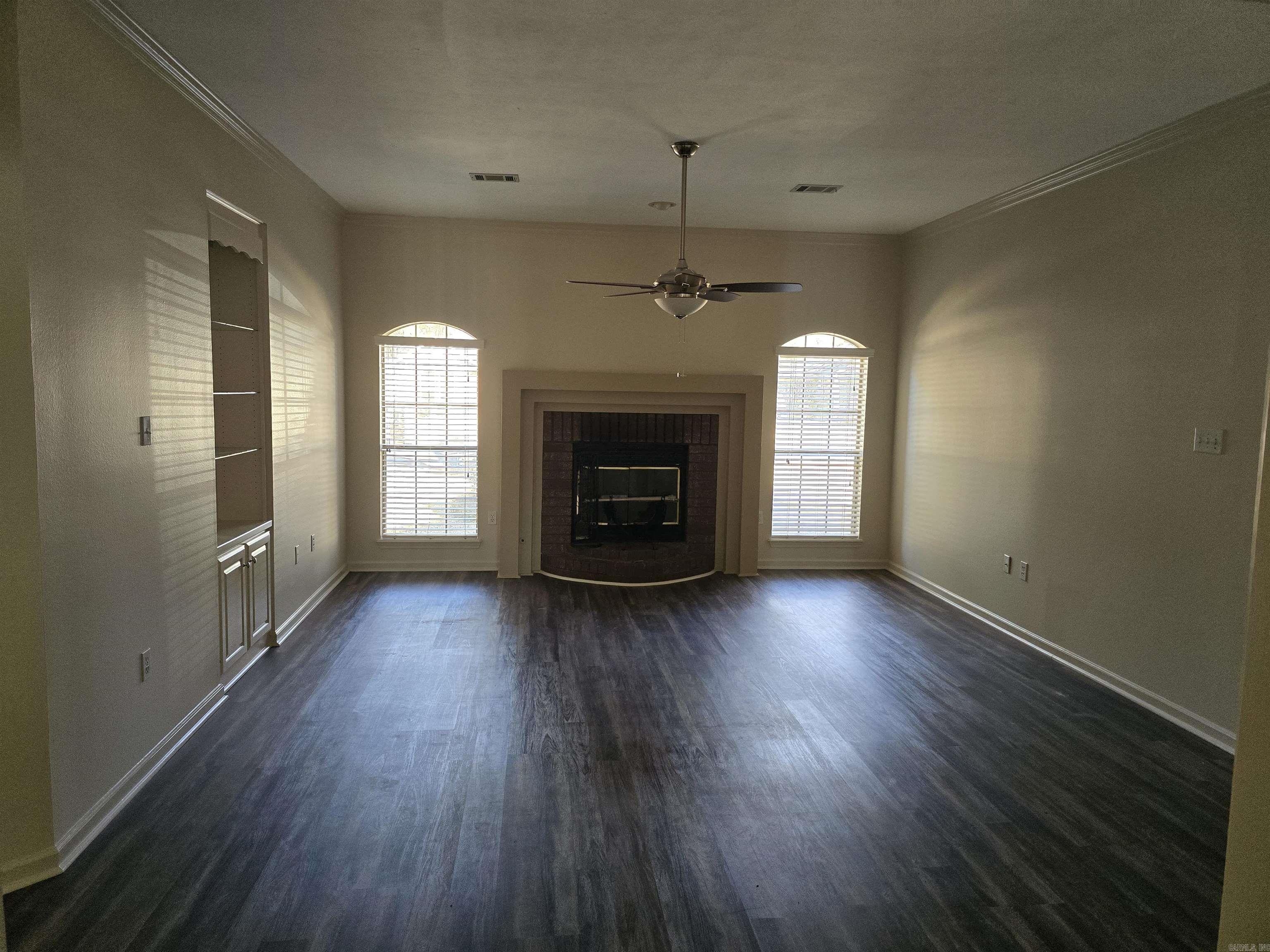 SADDLETOP - Residential