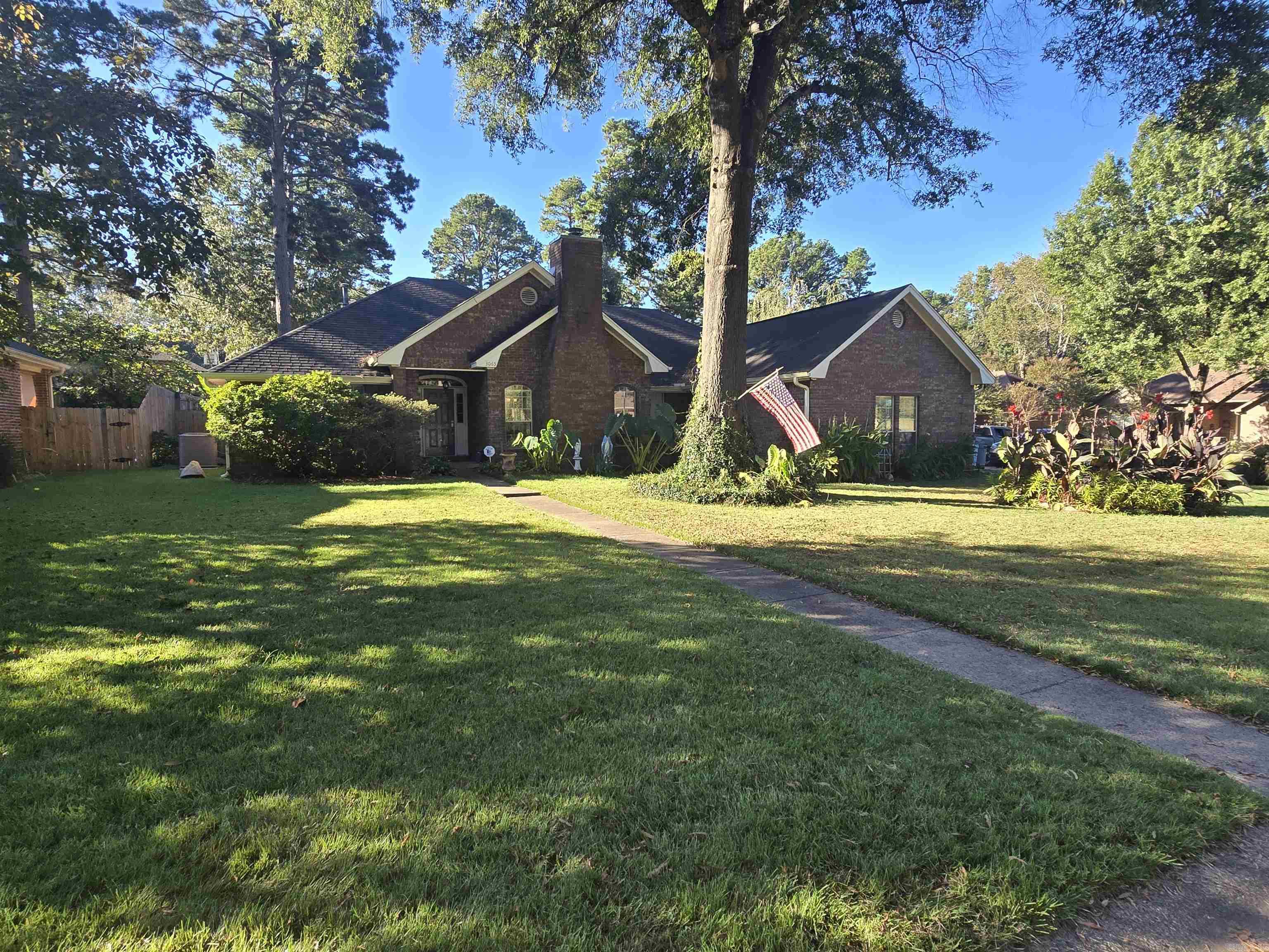 SADDLETOP - Residential