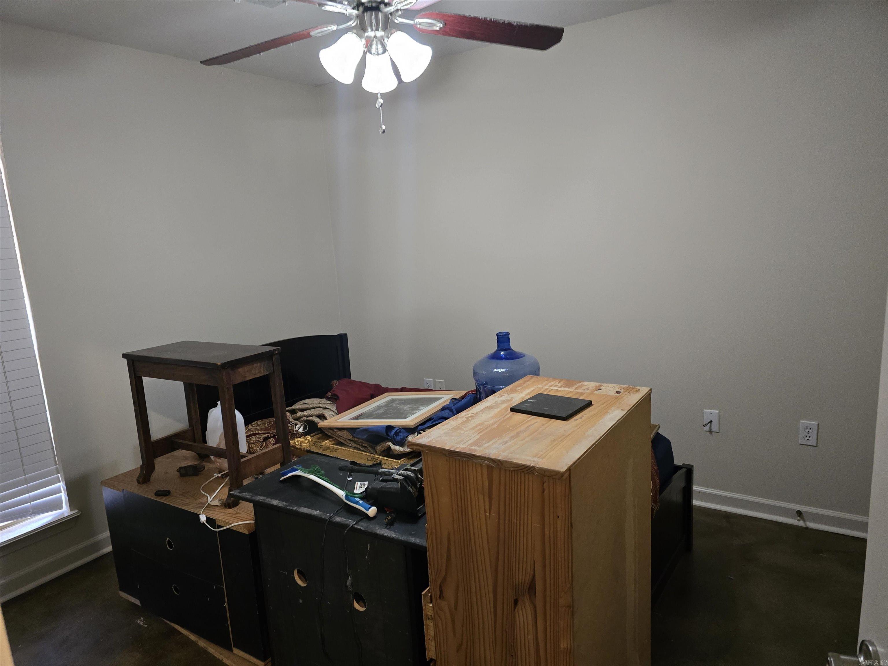 SADDLETOP - Residential