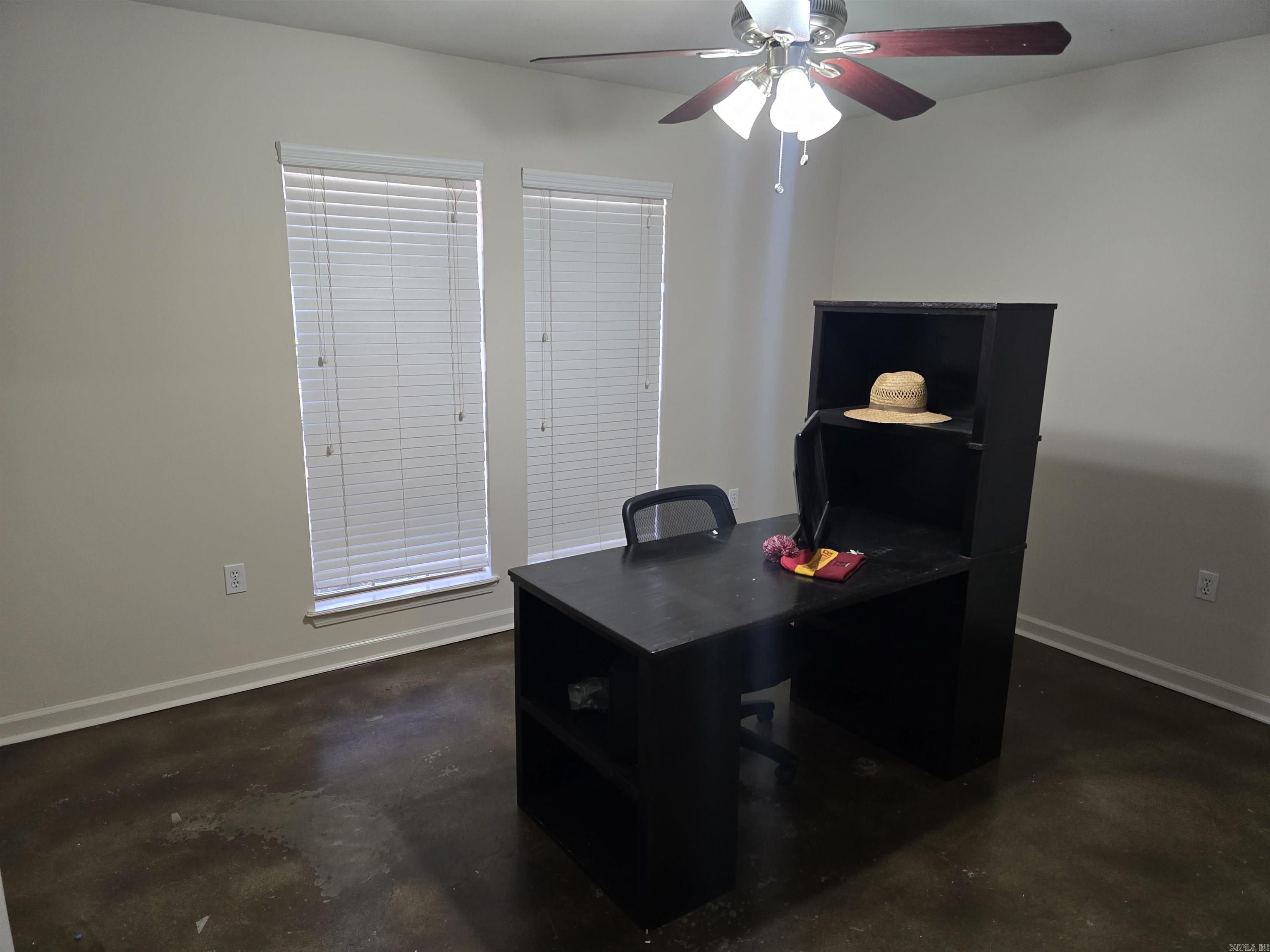 SADDLETOP - Residential