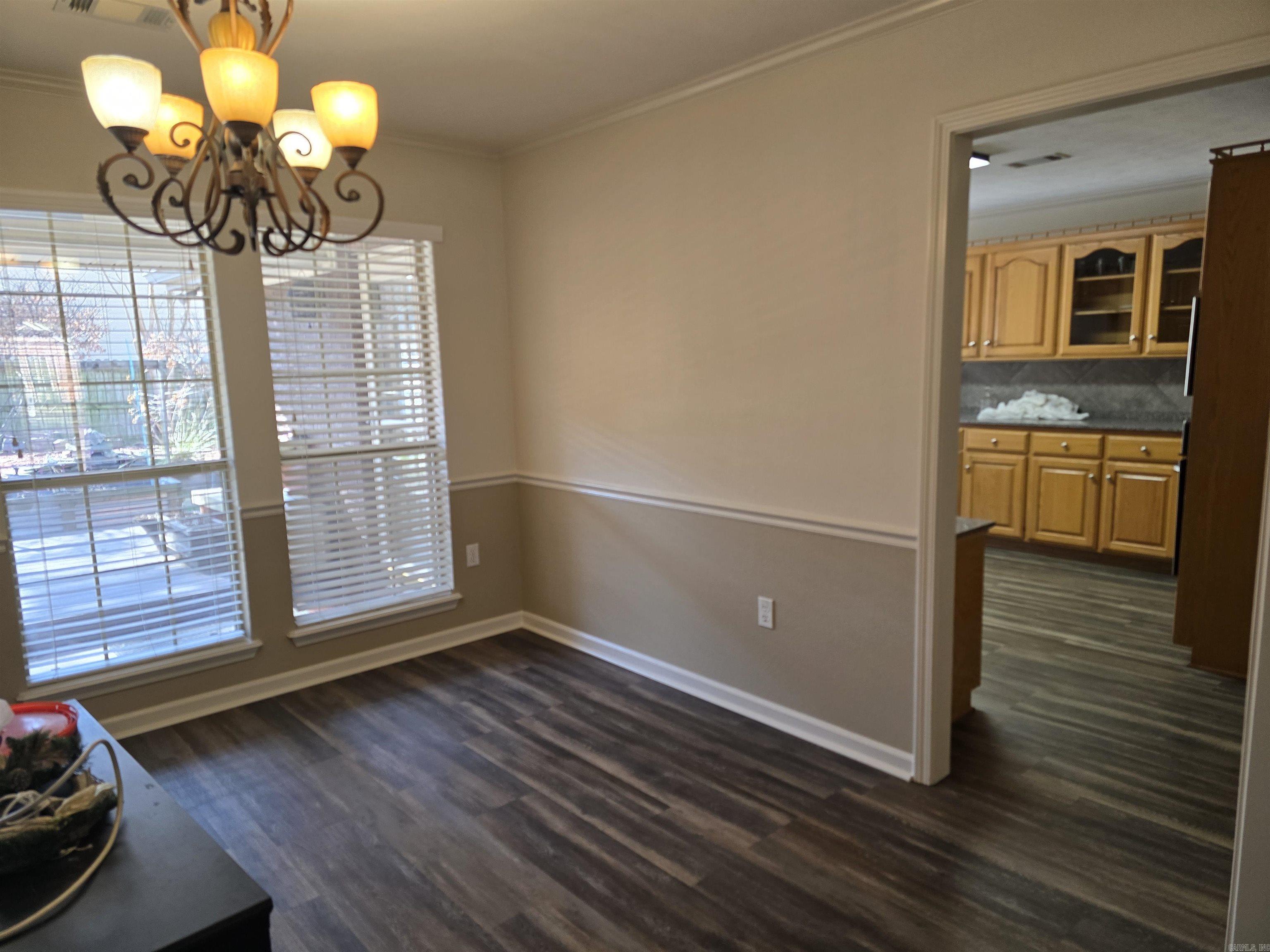 SADDLETOP - Residential