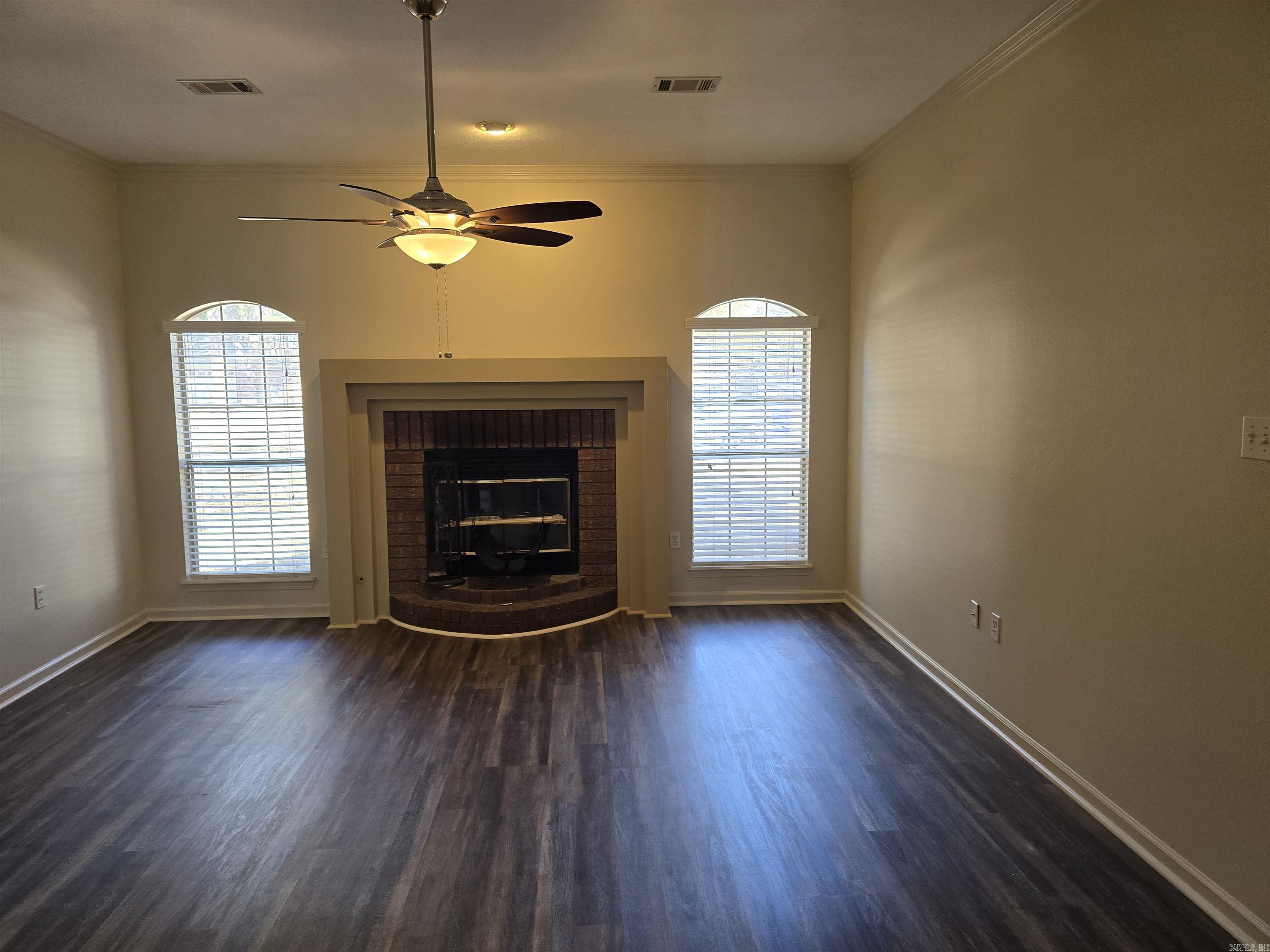 SADDLETOP - Residential