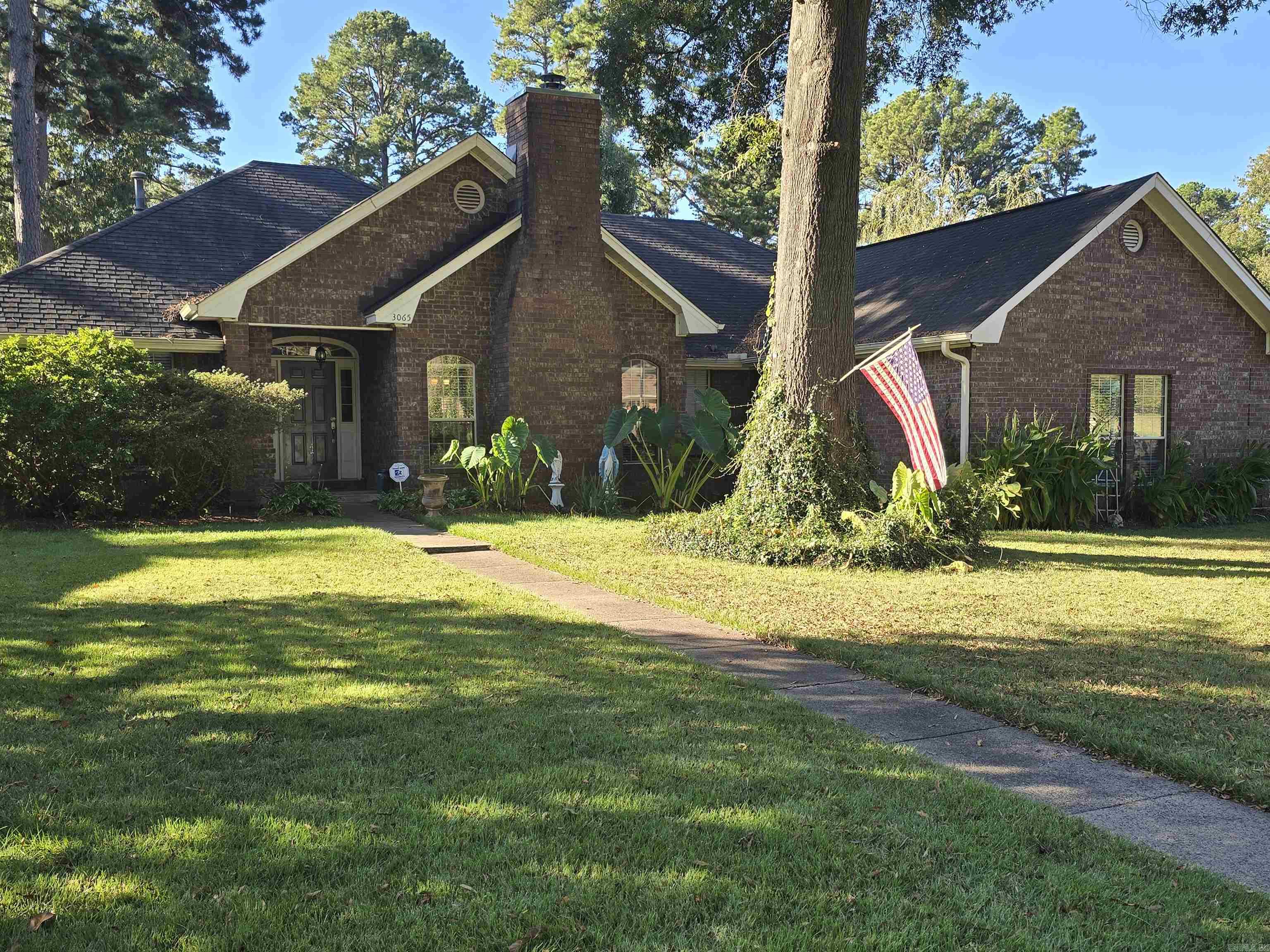 Beautiful corner lot home inside & out AND in the heart of everything Conway. Home features an oasis backyard w water feature, covered porch to relax on and garden, along with a 1 of 2 private home offices/ man cave/ craft rooms that are both heated & cooled and a Chicken or dog run. Brand New luxurious vinyl flooring in the main areas, Formal dining, beautiful tile shower & oversized spa tub in the master, 2nd private large home office just off the house in the garage. Tons of storage in the garage w built-in cabinets and more in laundry room, Split floor plan, gas log fireplace, eat in kitchen with breakfast bar and solid surface countertops. Agents see remarks for more information.