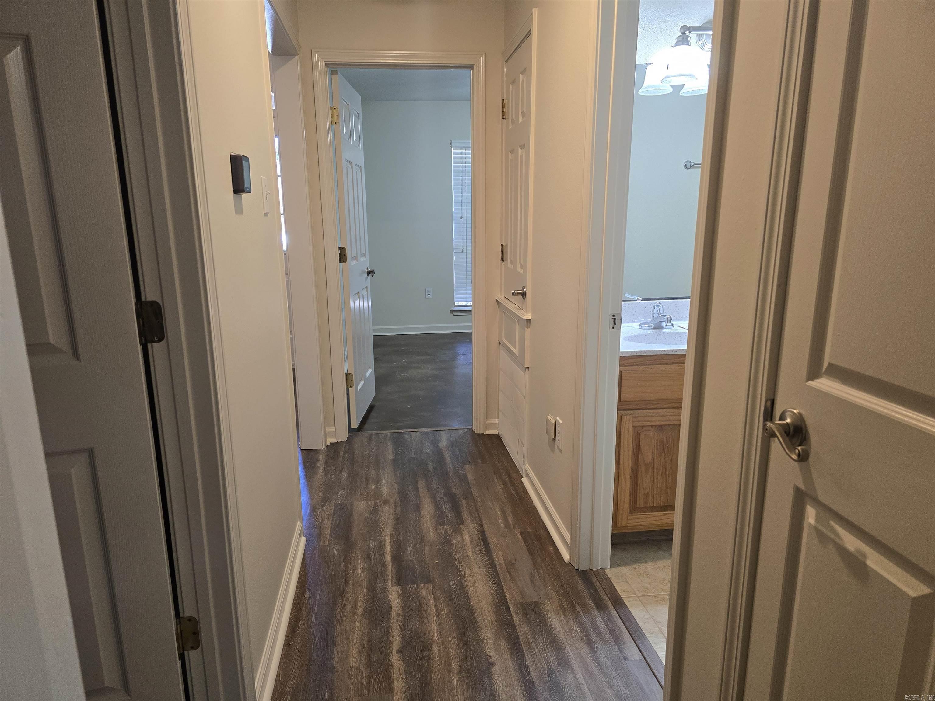 SADDLETOP - Residential