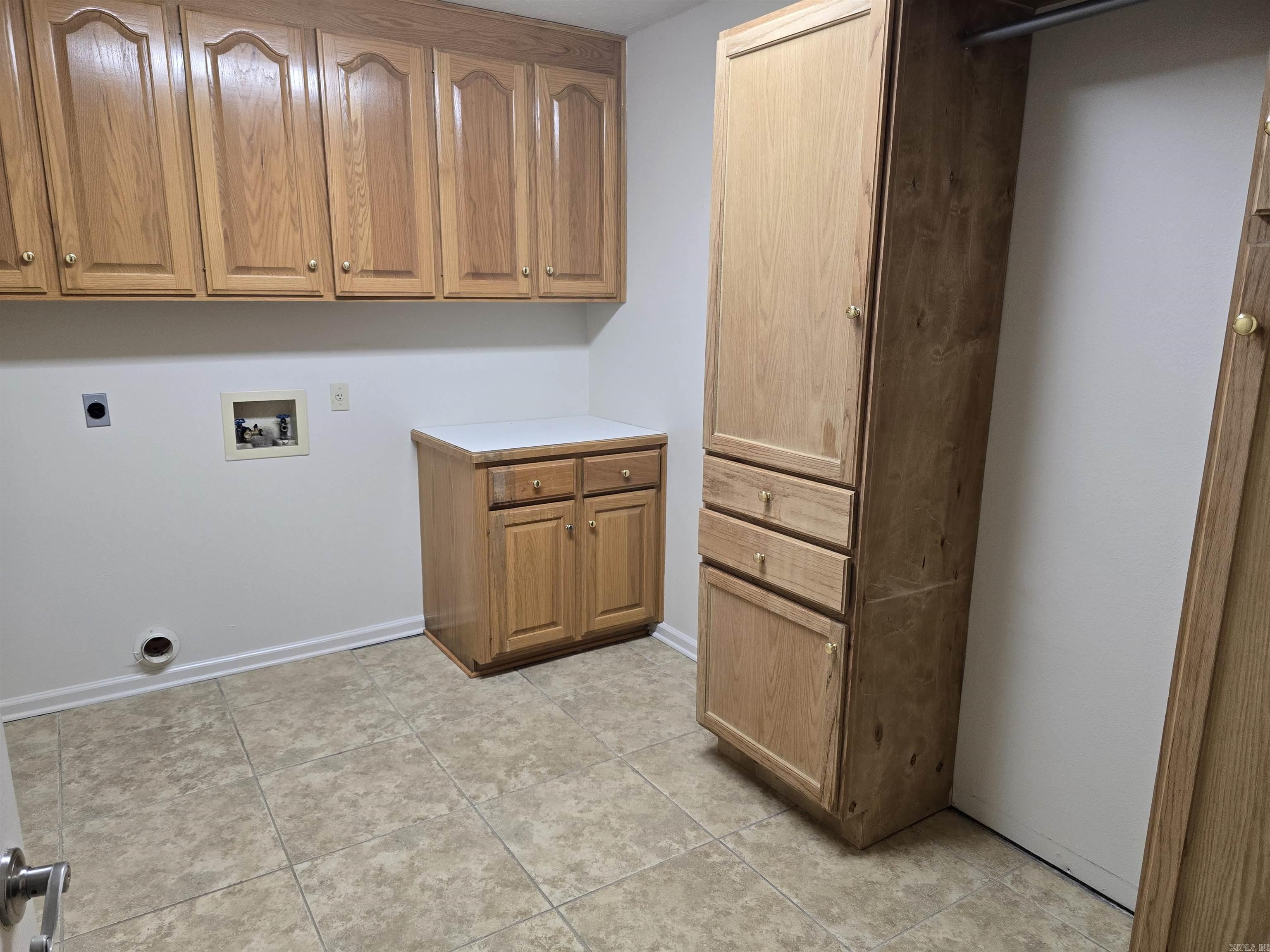 SADDLETOP - Residential