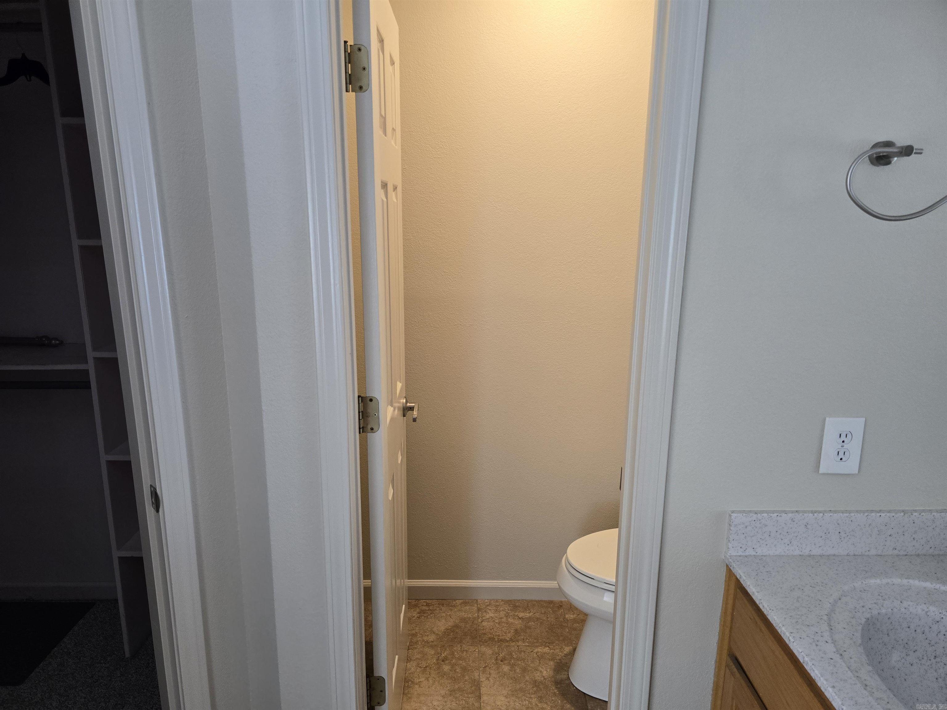 SADDLETOP - Residential