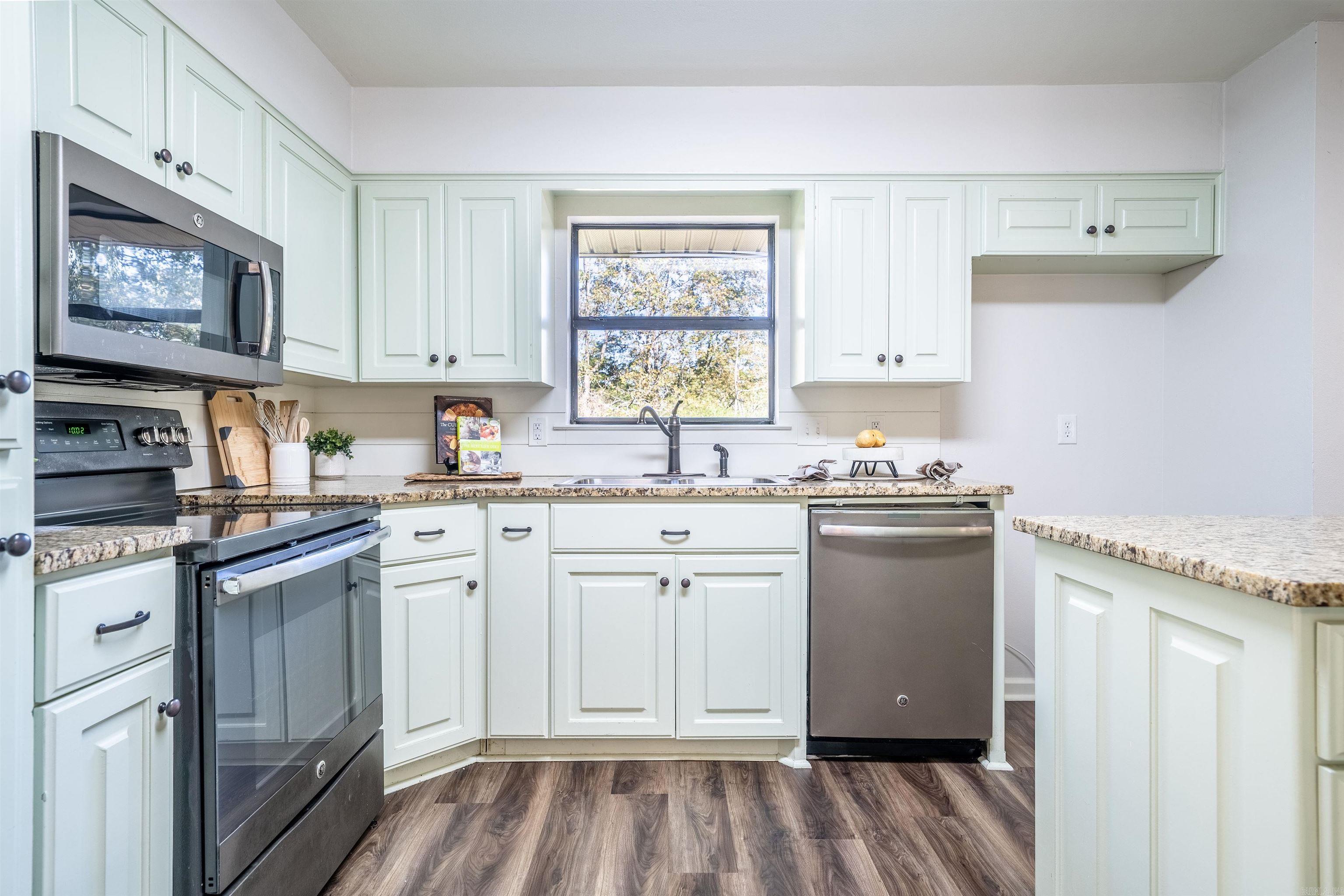 AUTUMNBROOK - Residential