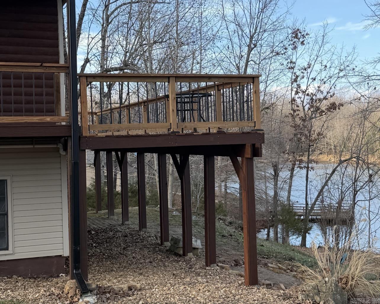 F & F Lake - Residential