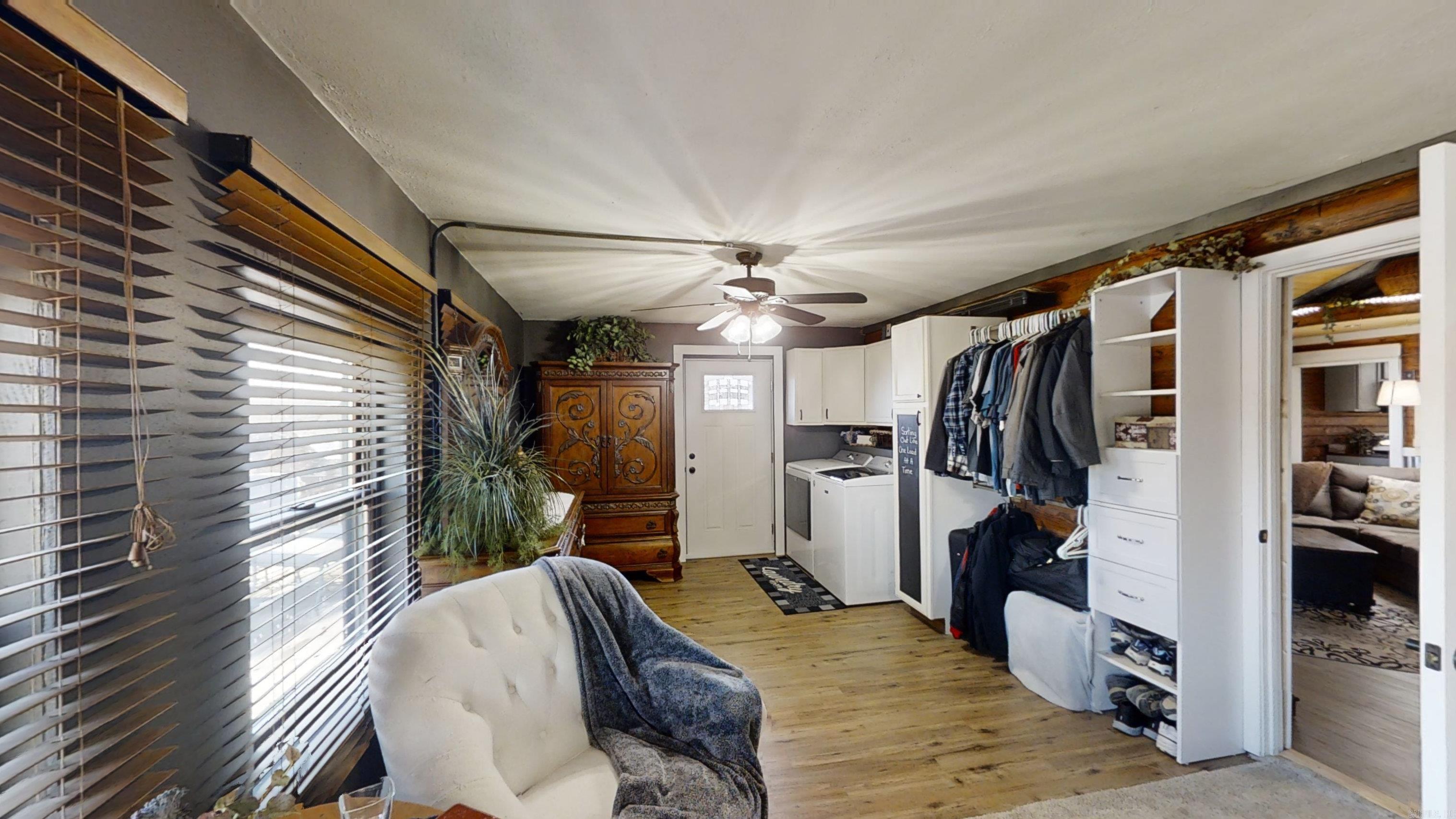 F & F Lake - Residential