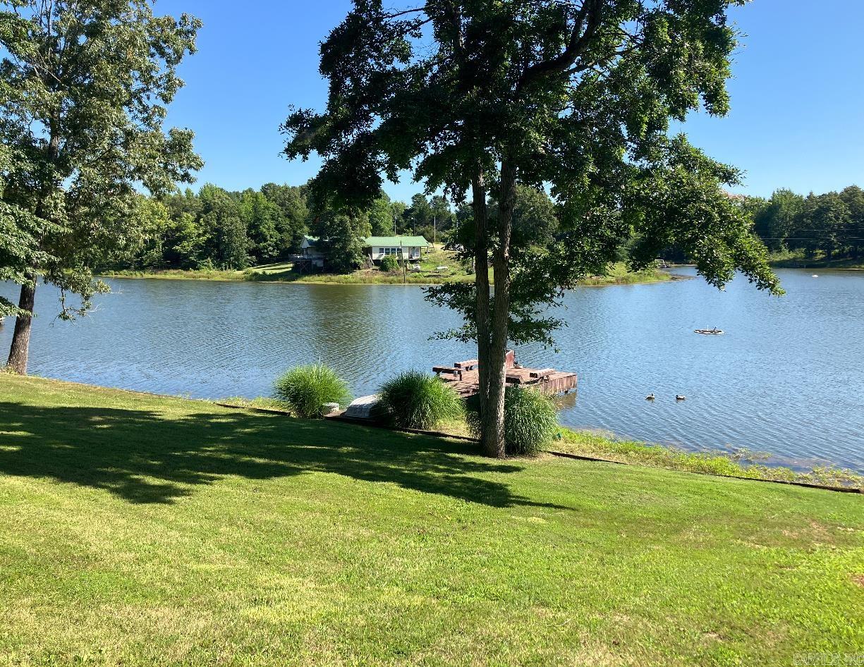 F & F Lake - Residential