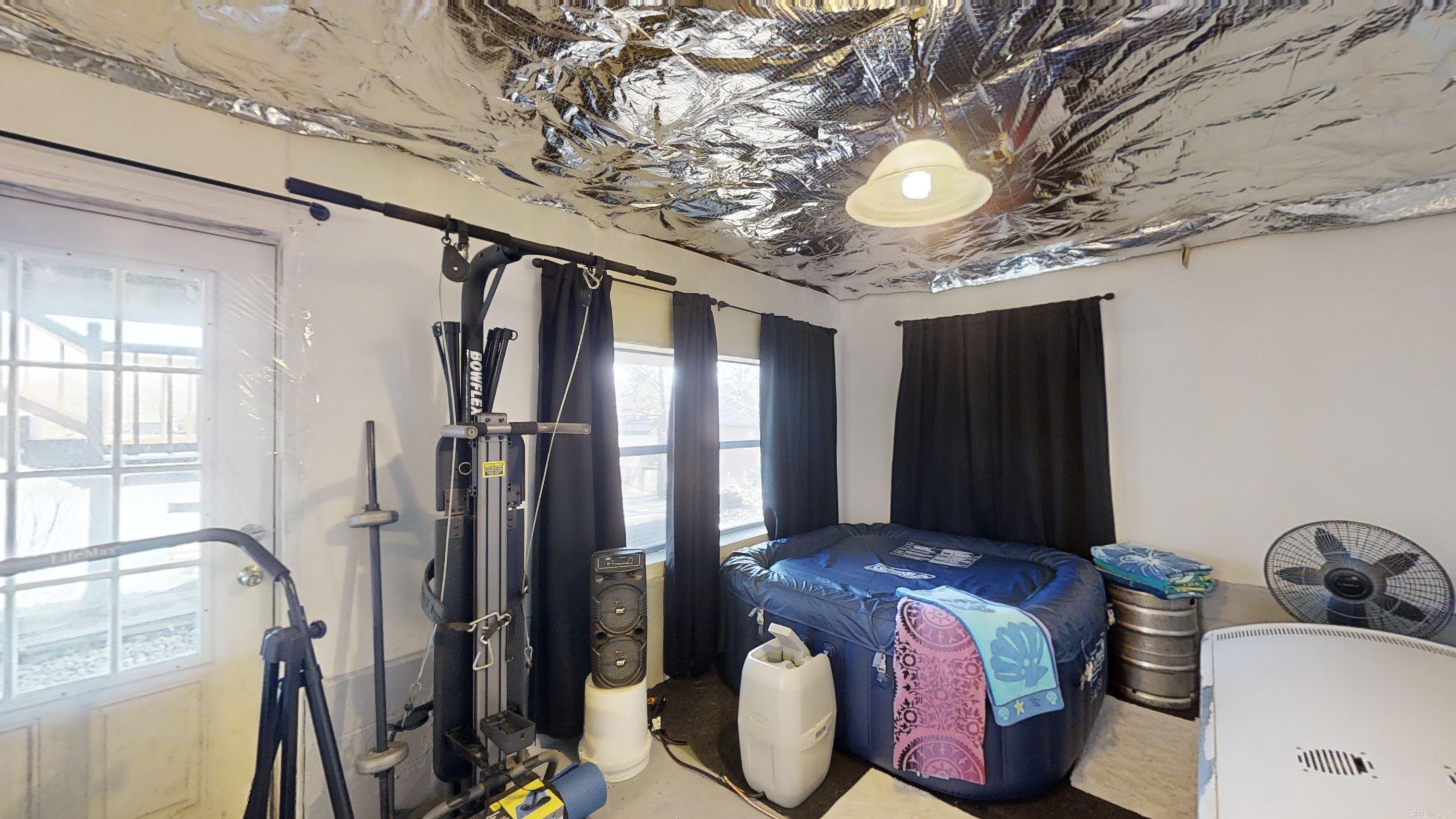 F & F Lake - Residential