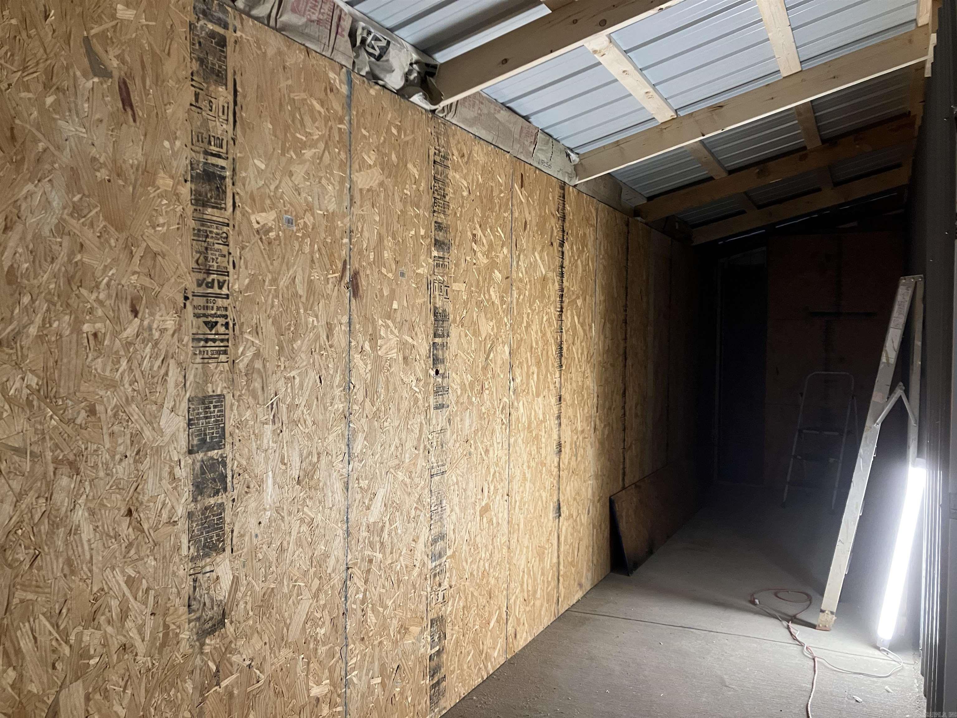 F & F Lake - Residential