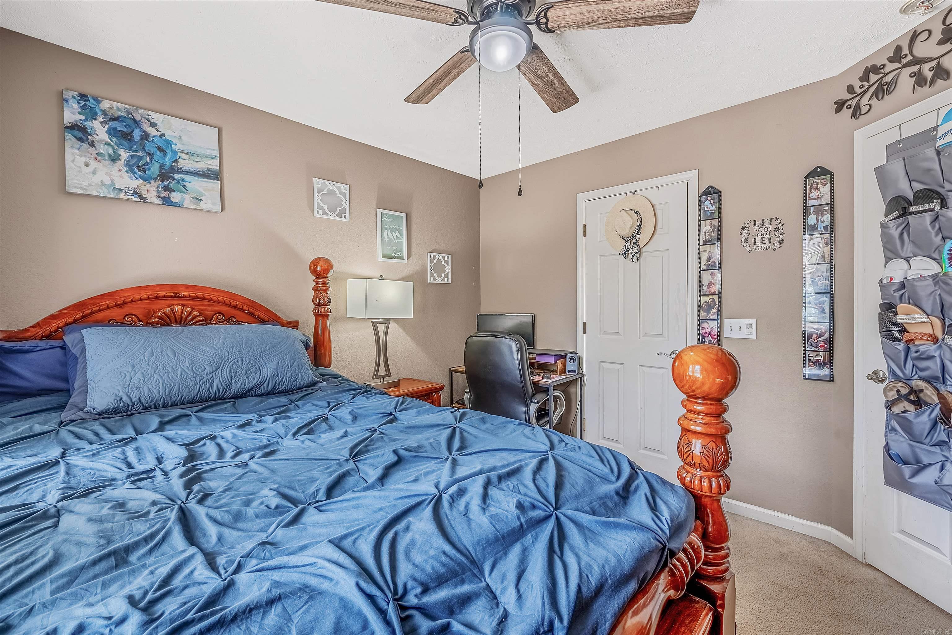 WEST POINTE - Residential