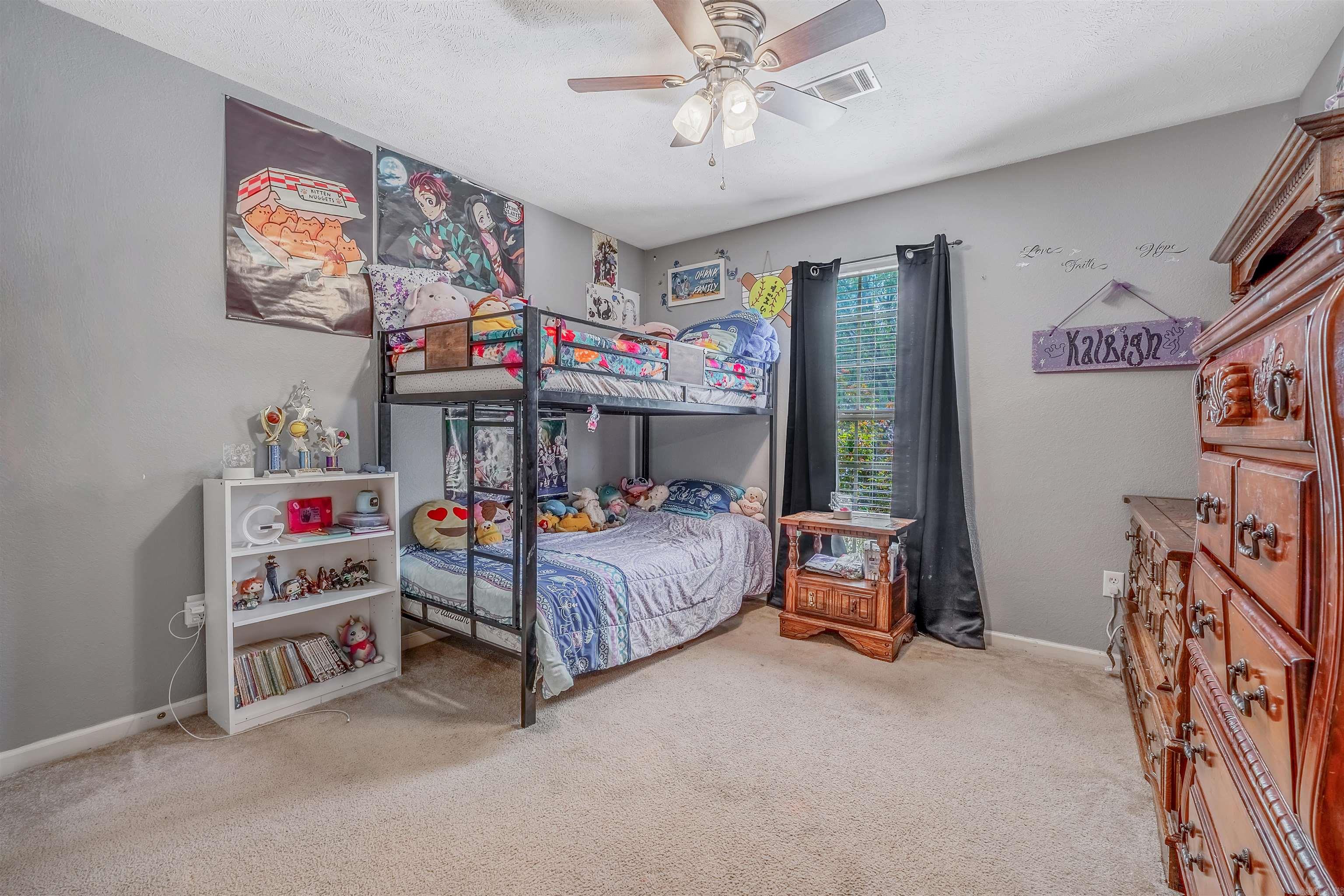 WEST POINTE - Residential