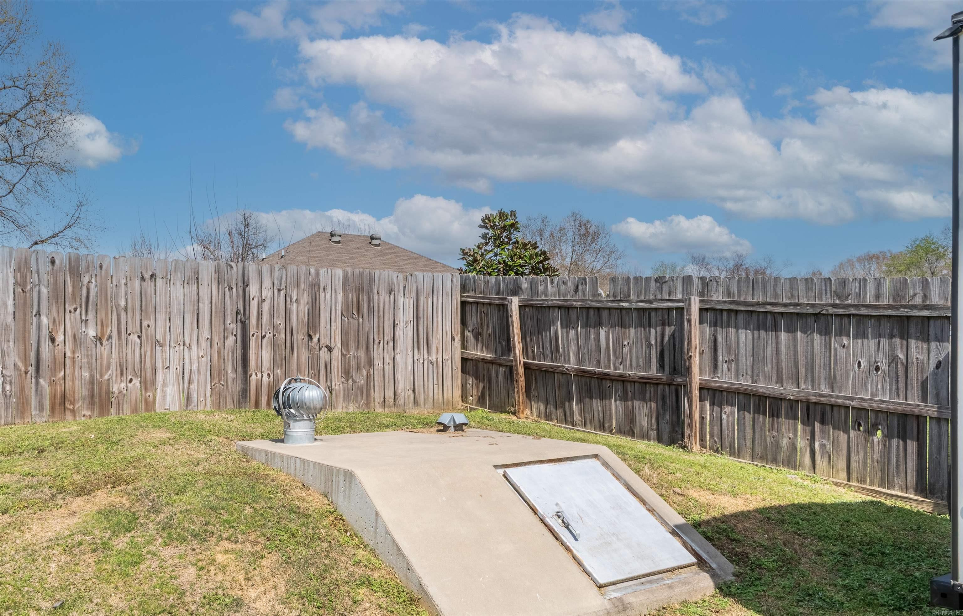 WEST POINTE - Residential