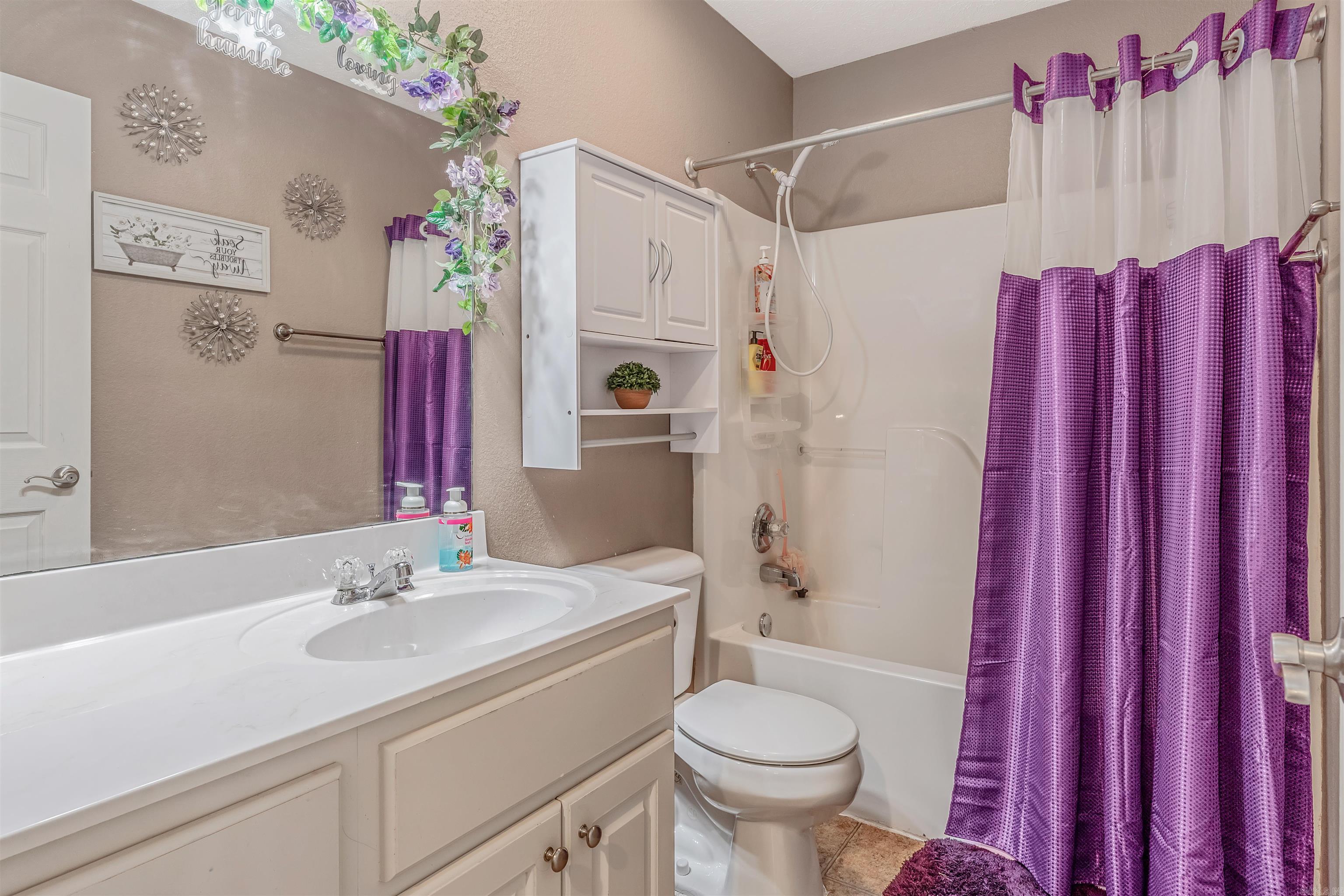 WEST POINTE - Residential