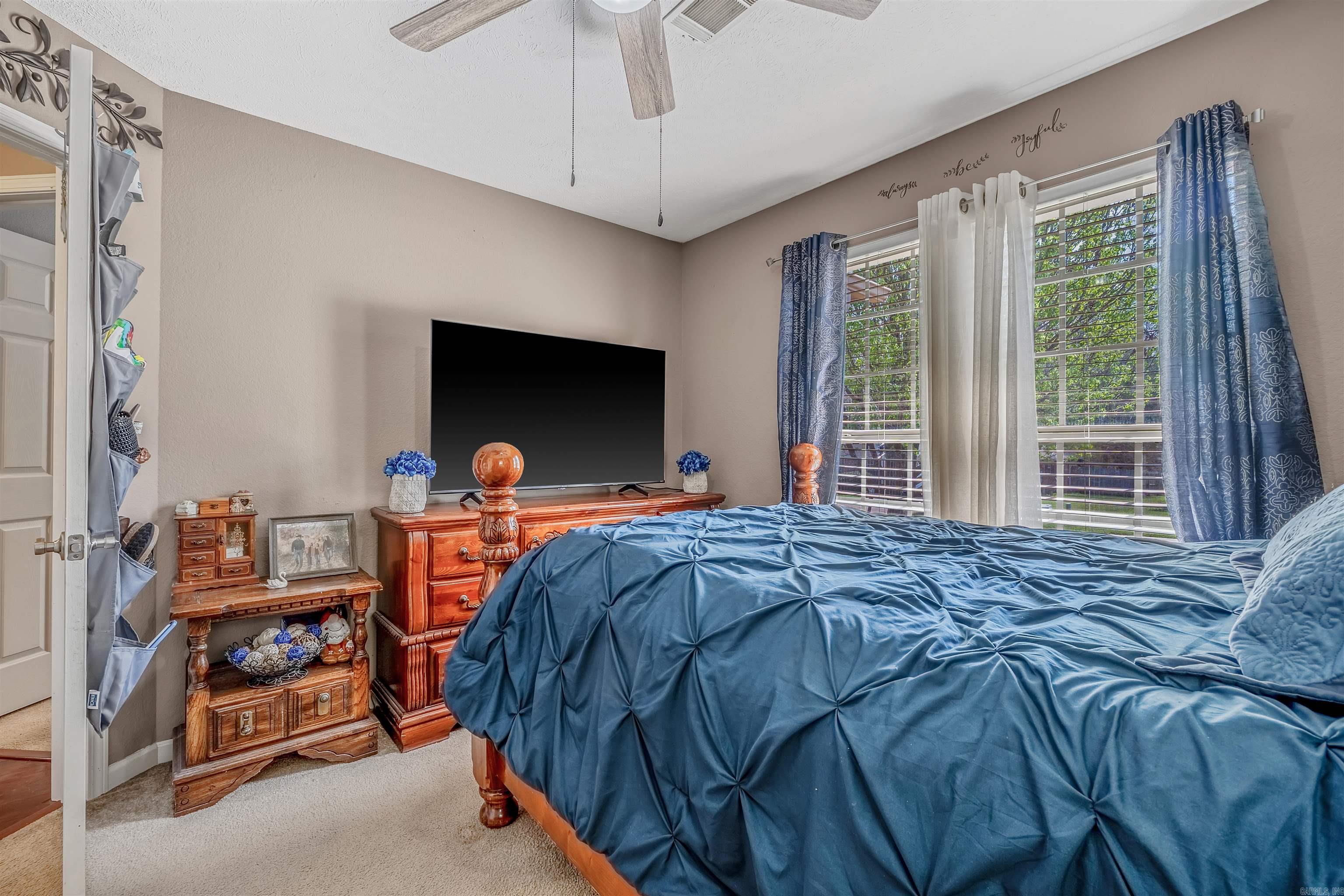 WEST POINTE - Residential