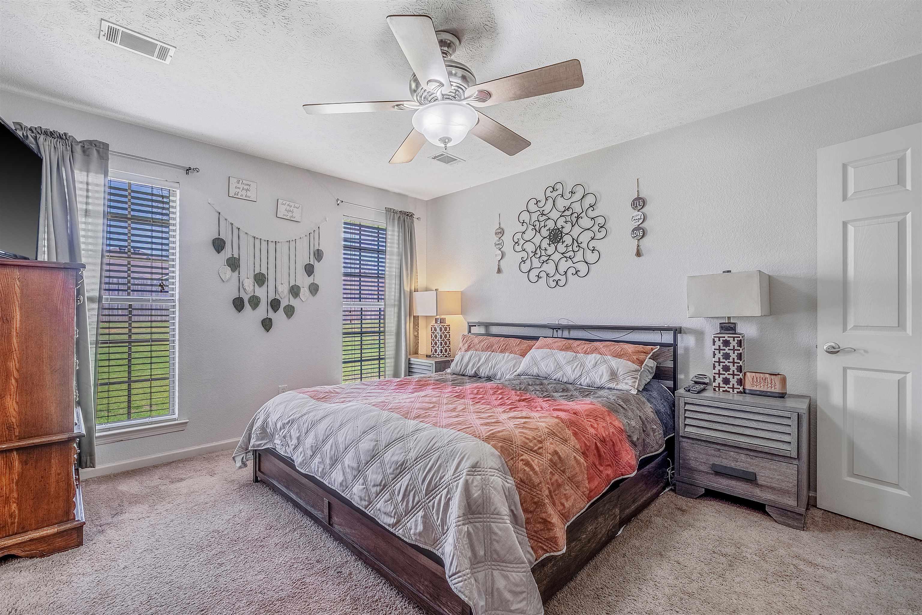 WEST POINTE - Residential