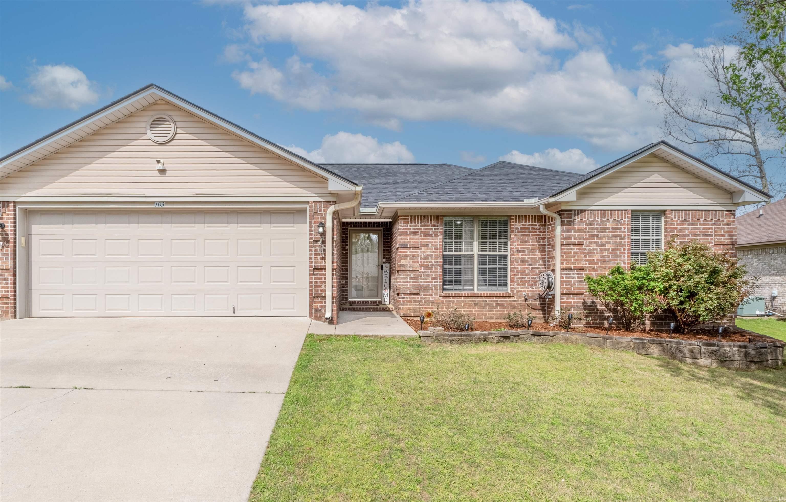 WEST POINTE - Residential