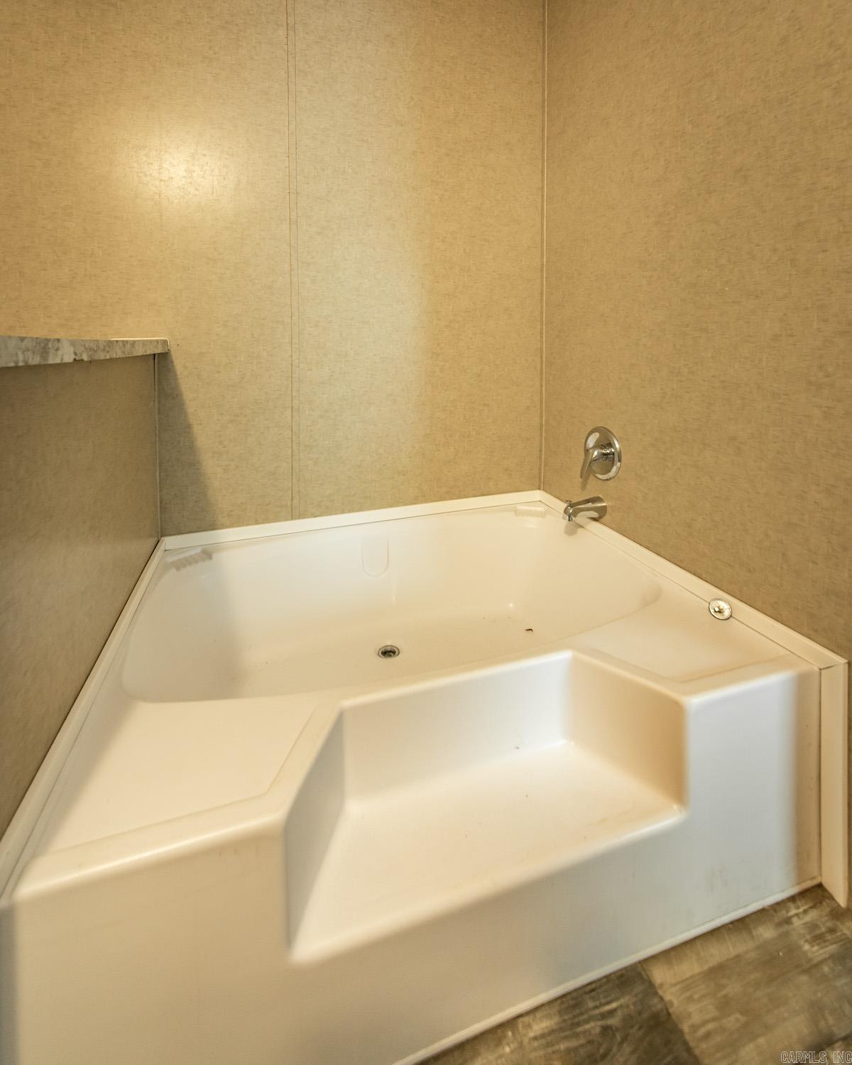Roberts & Flanagin - Residential