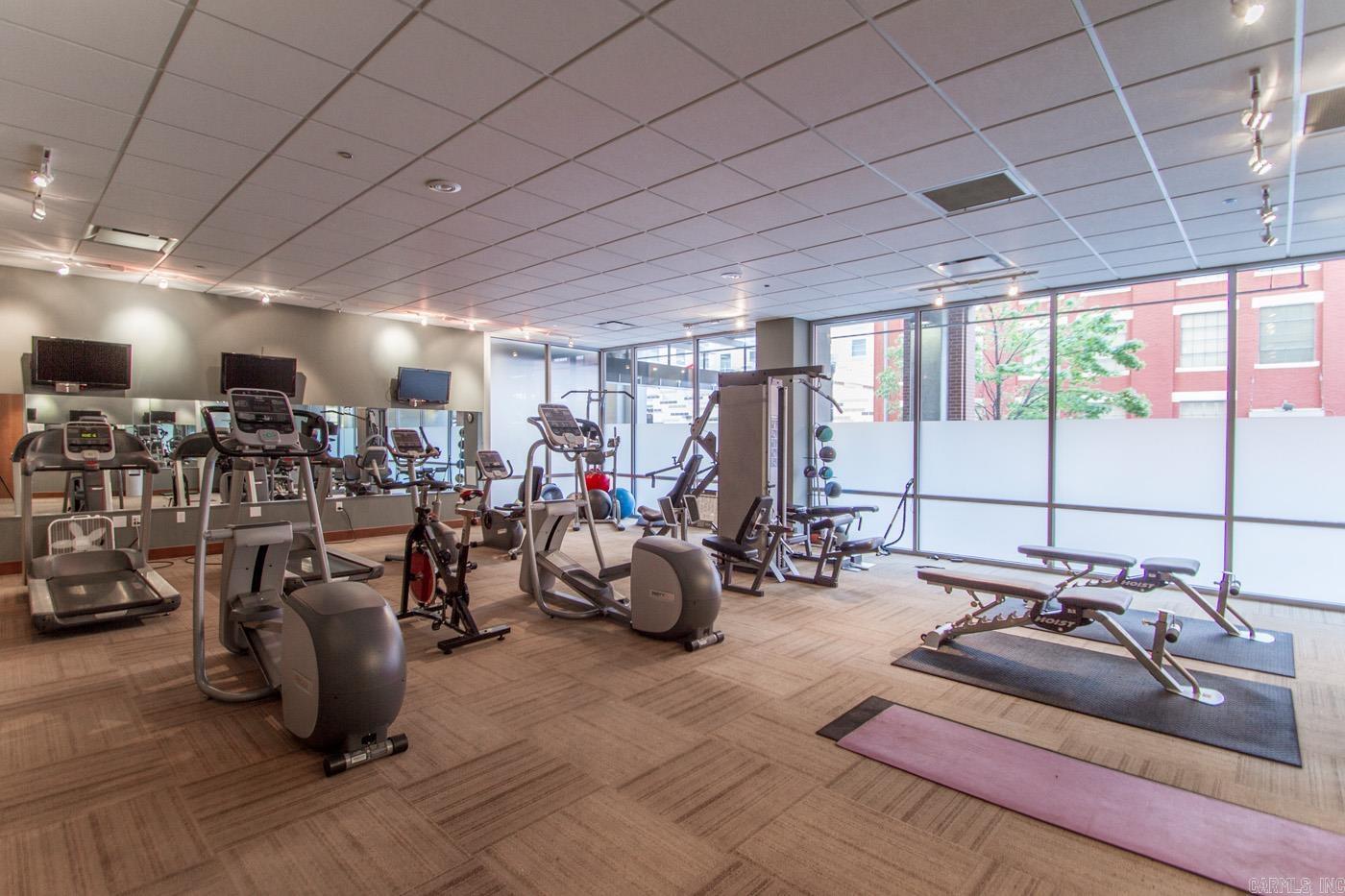 River Market Tower HPR - Residential Lease