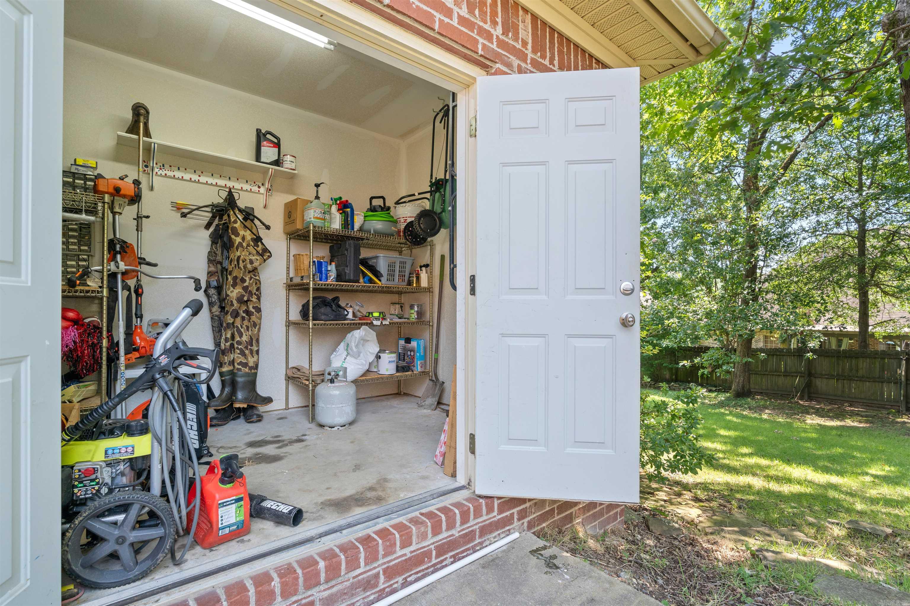 THE VILLAGES OF WELLINGTON - Residential