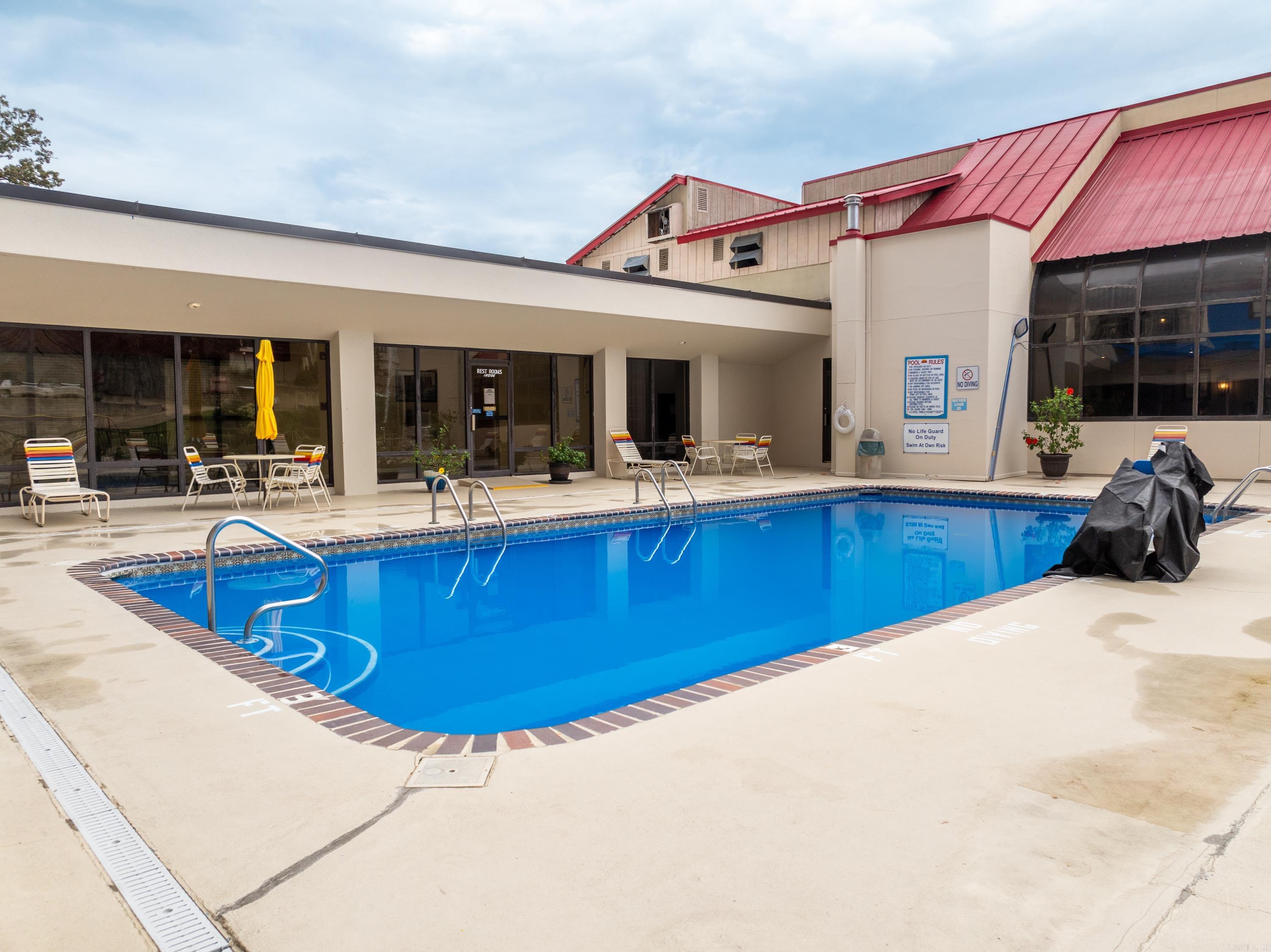 VISTA VILLAS - Residential