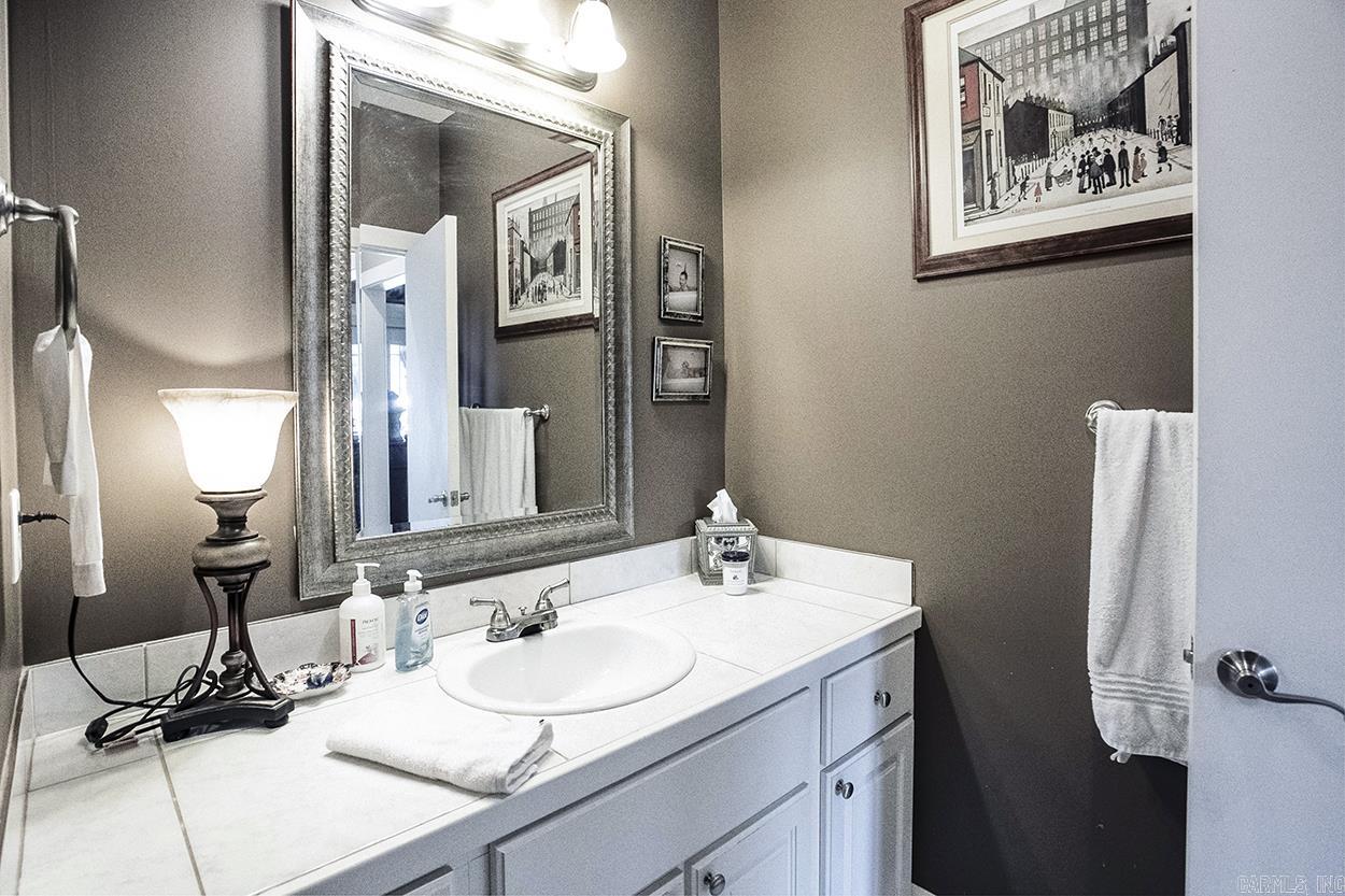 EAGLE CREST - Residential