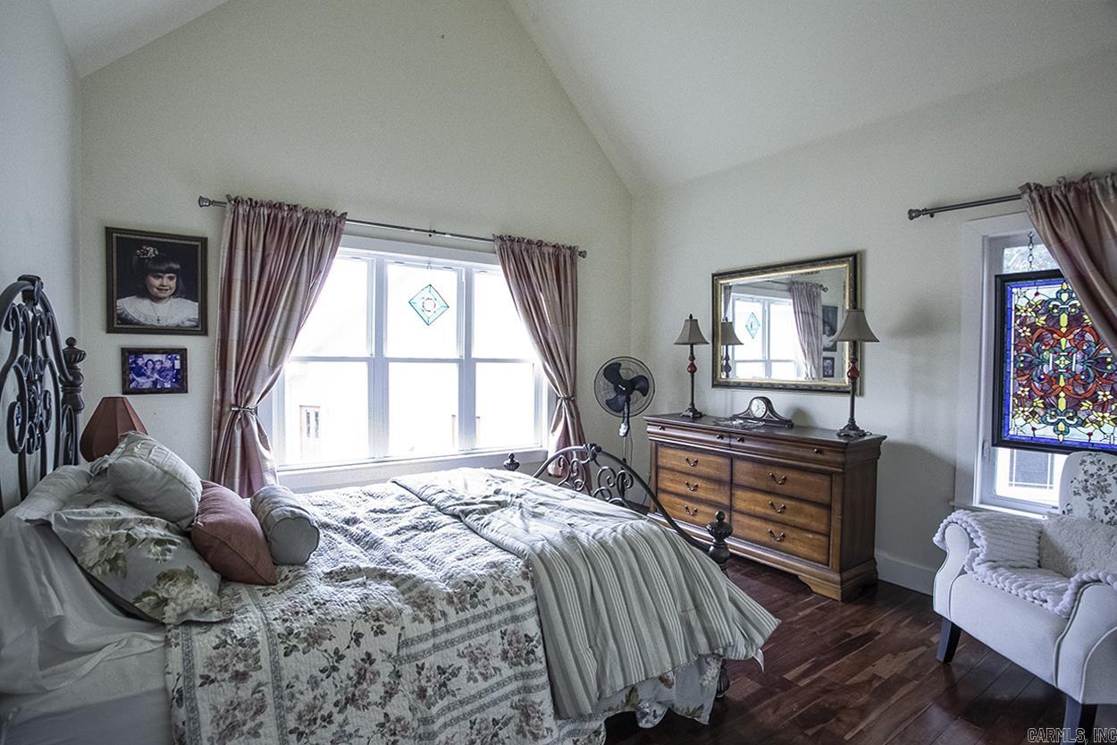 EAGLE CREST - Residential