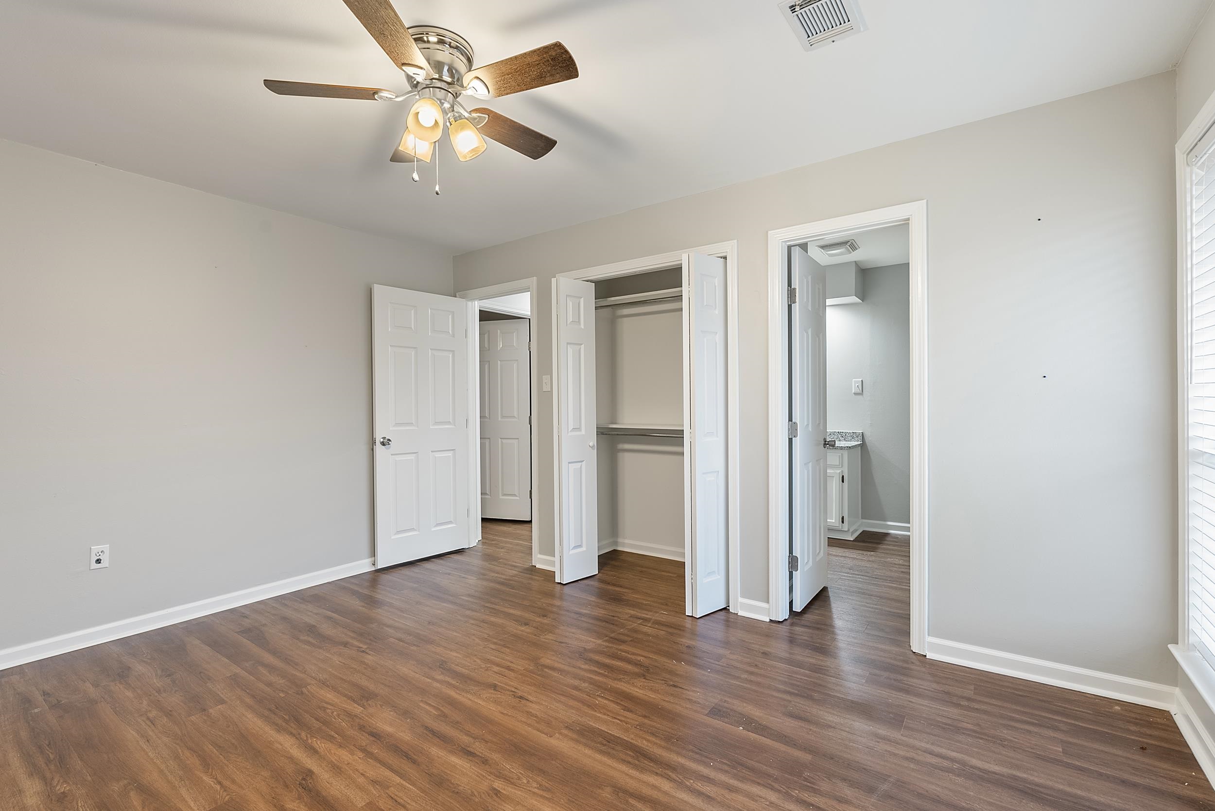 BAINBRIDGE - Residential