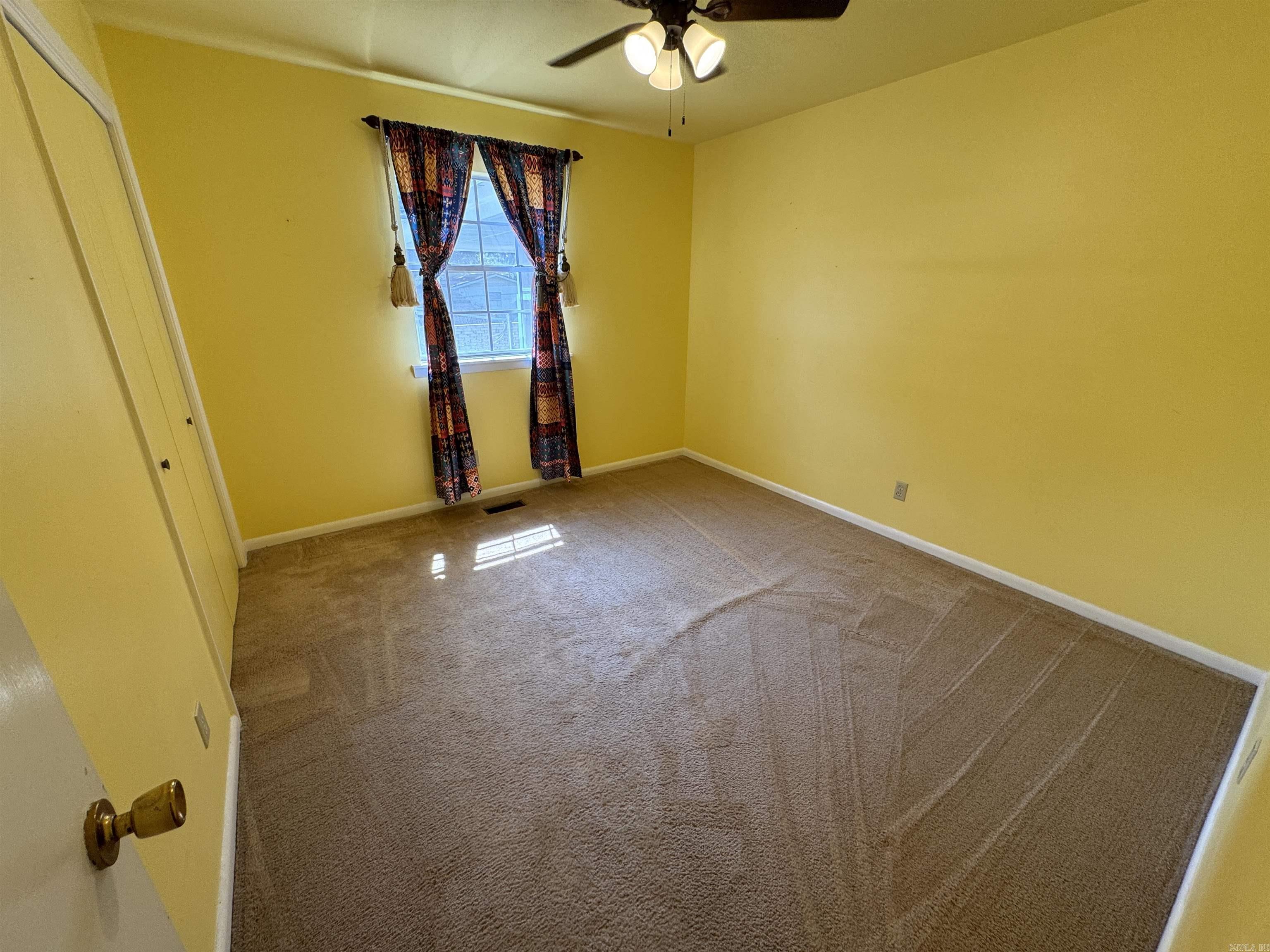 INDIANHEAD LAKES EST - Residential