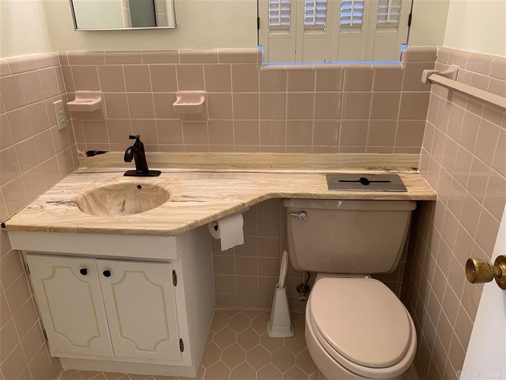 INDIANHEAD LAKES EST - Residential