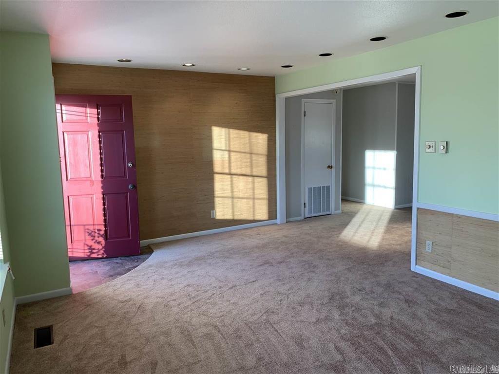 INDIANHEAD LAKES EST - Residential