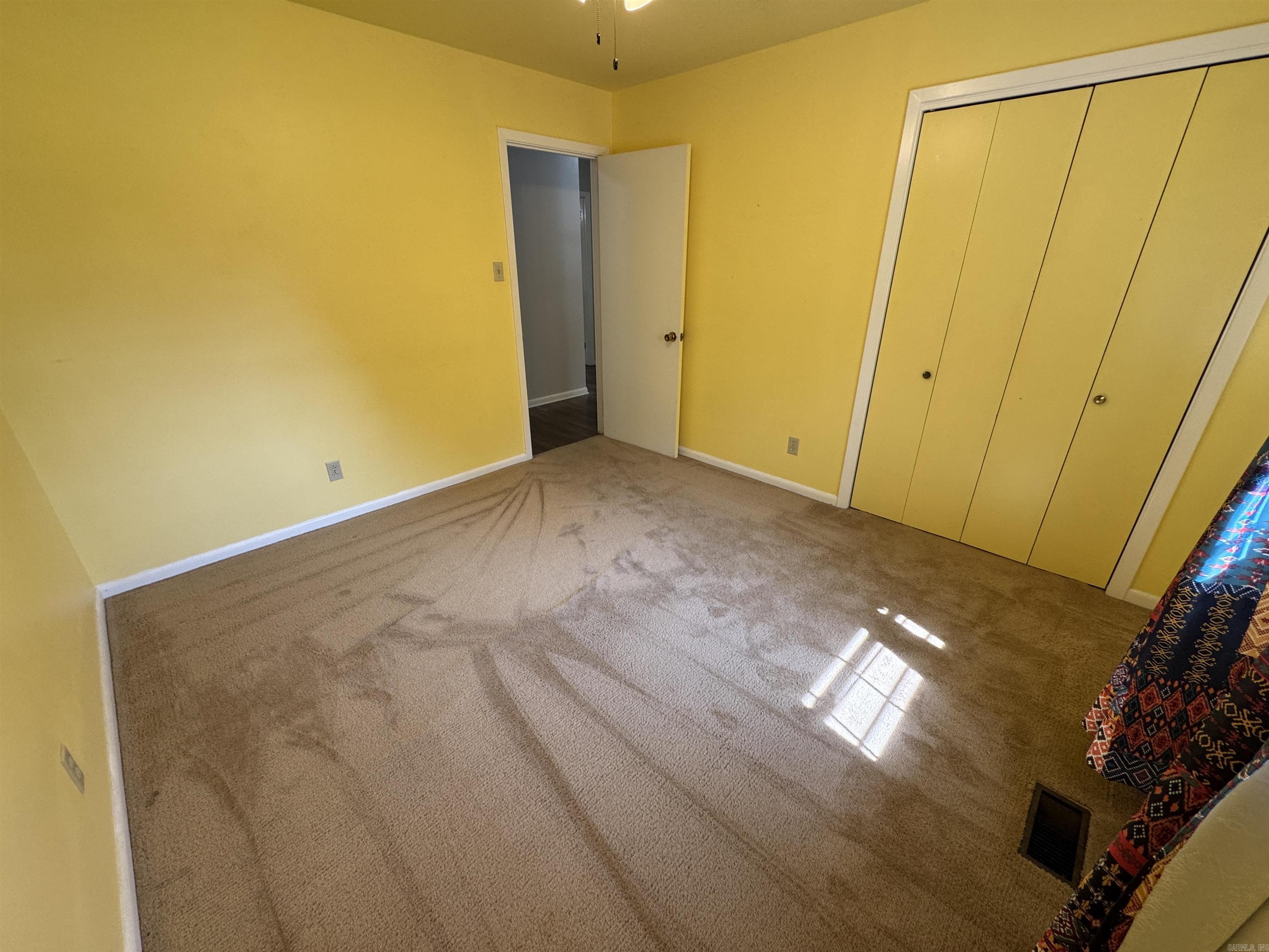 INDIANHEAD LAKES EST - Residential