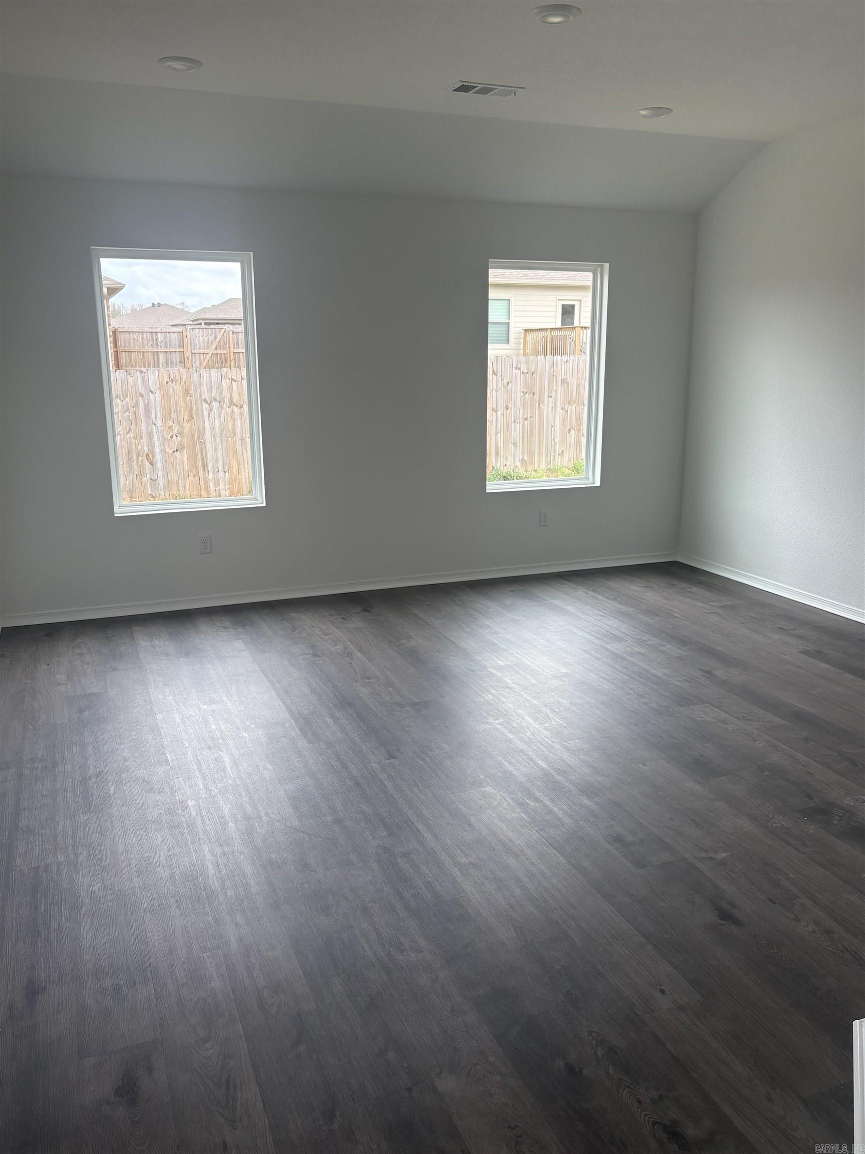 DEERFIELD ESTATES - Residential