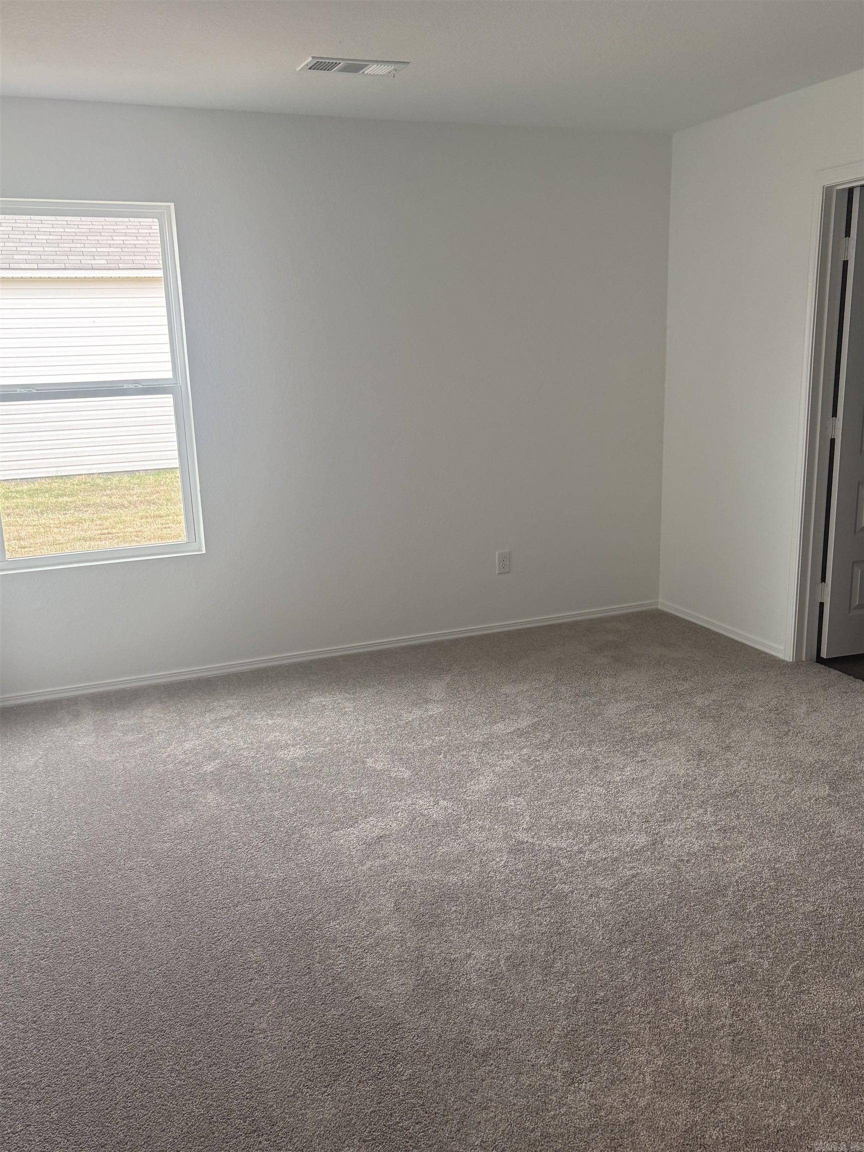 DEERFIELD ESTATES - Residential