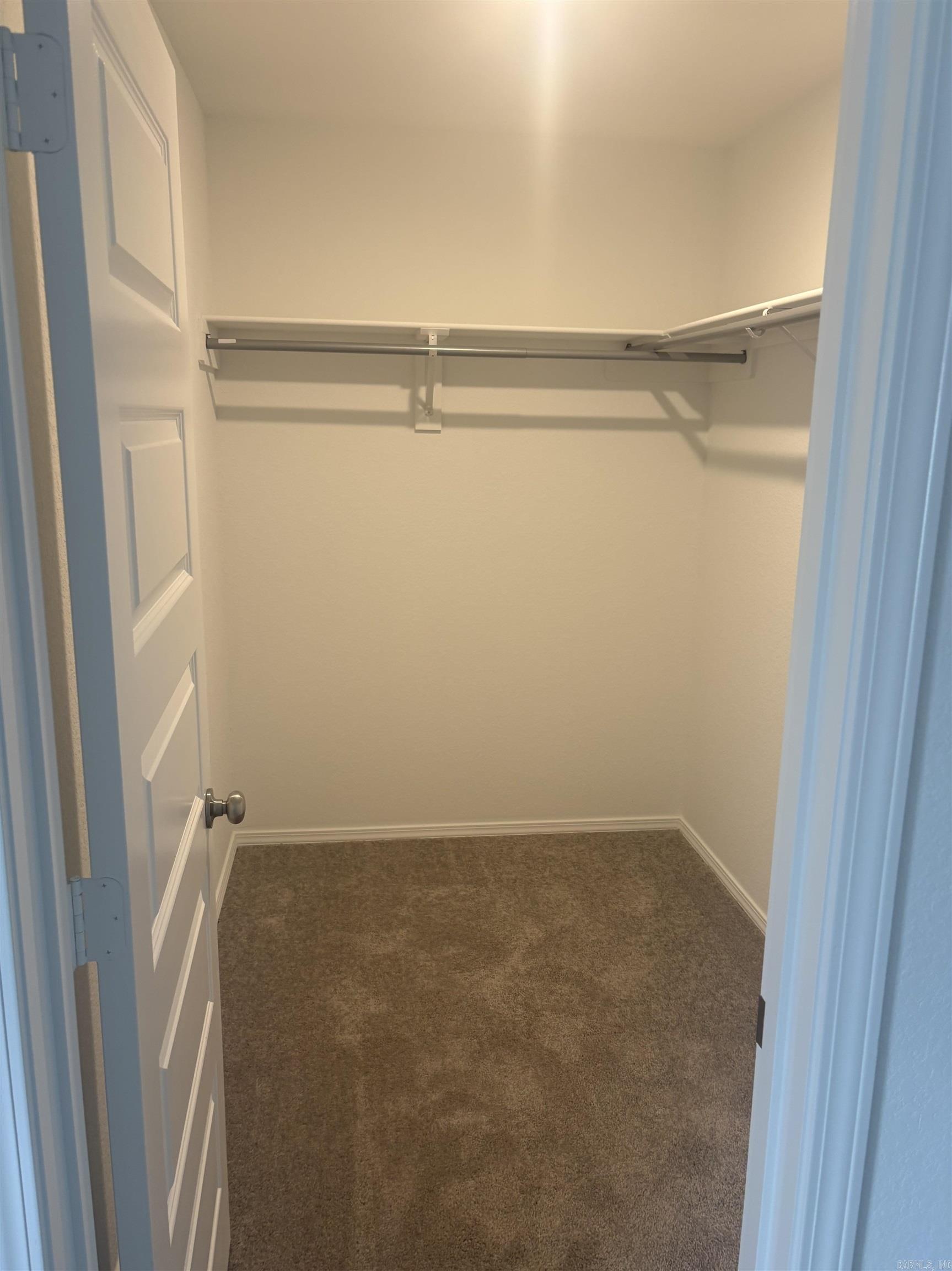 DEERFIELD ESTATES - Residential