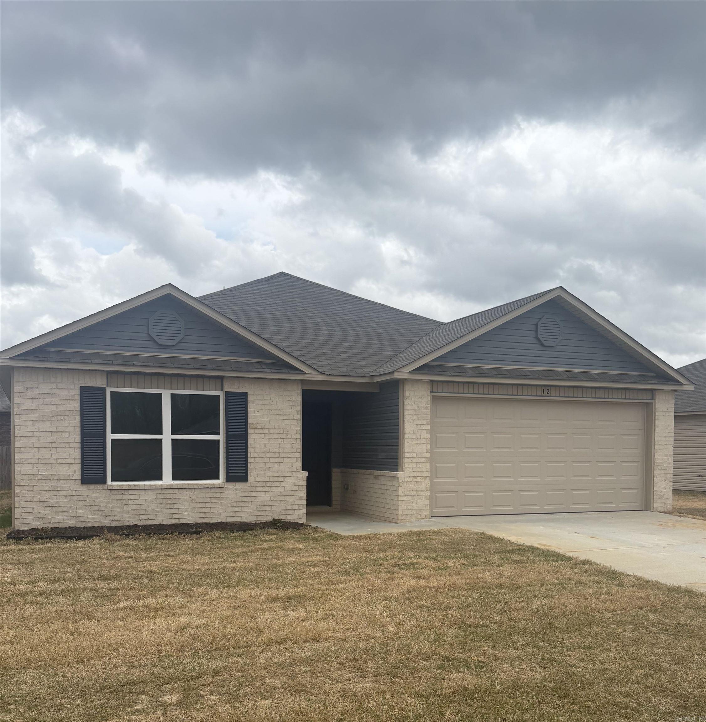 DEERFIELD ESTATES - Residential