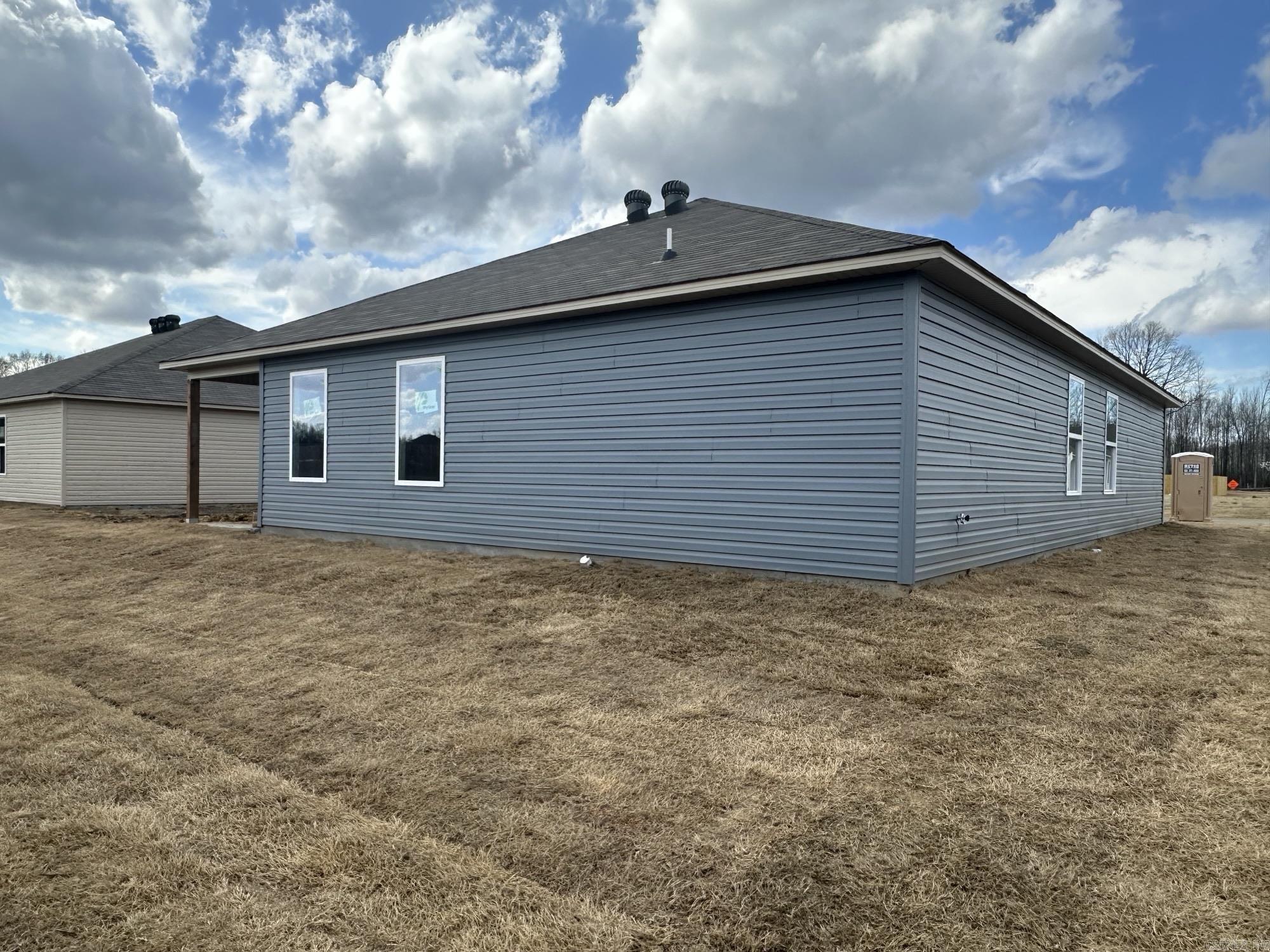 DEERFIELD ESTATES - Residential