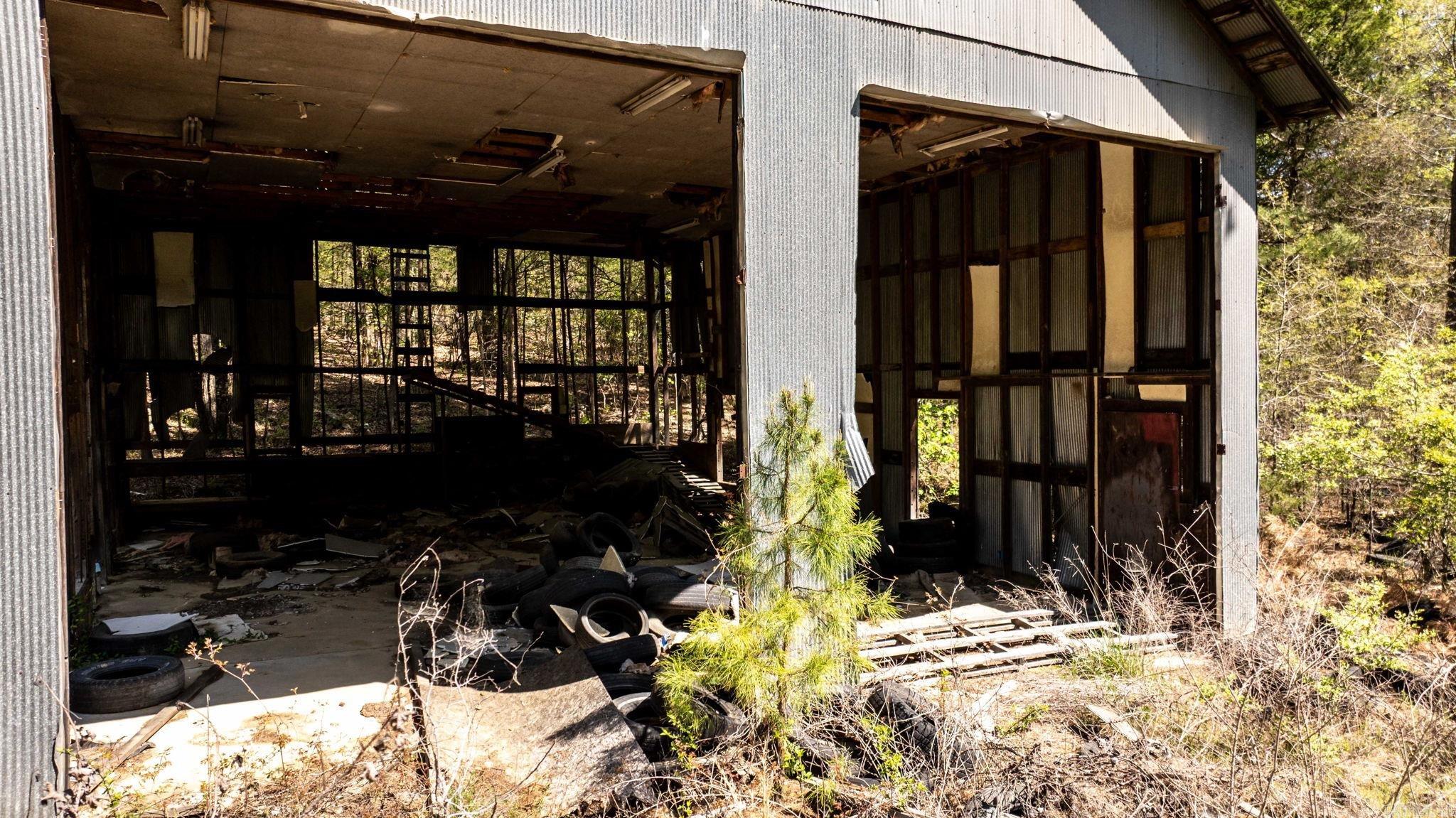 Metes & Bounds - Land