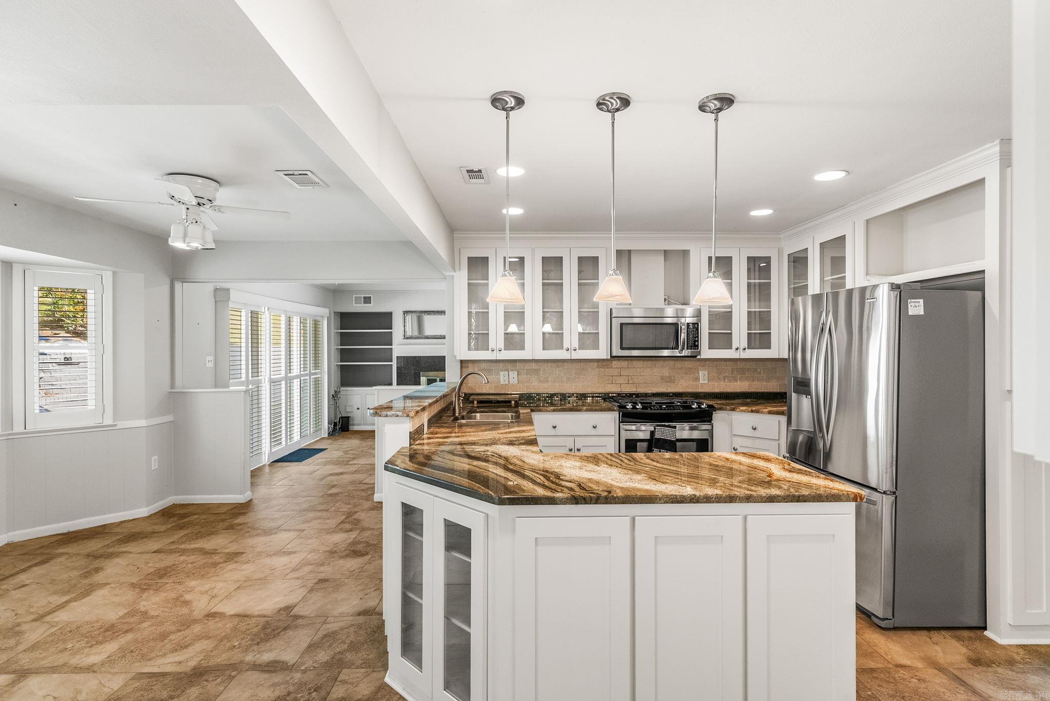 BROADVIEW - Residential